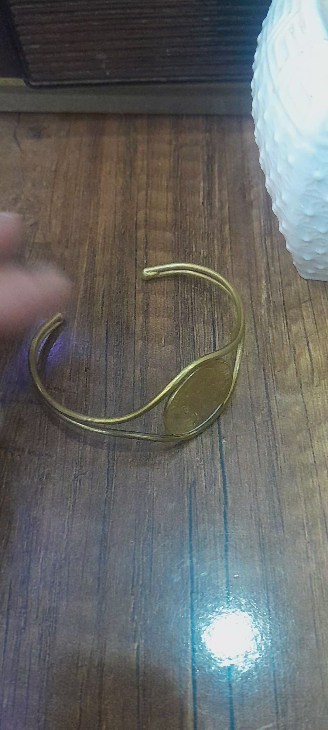 سوار تحفة من نحاس أصفر