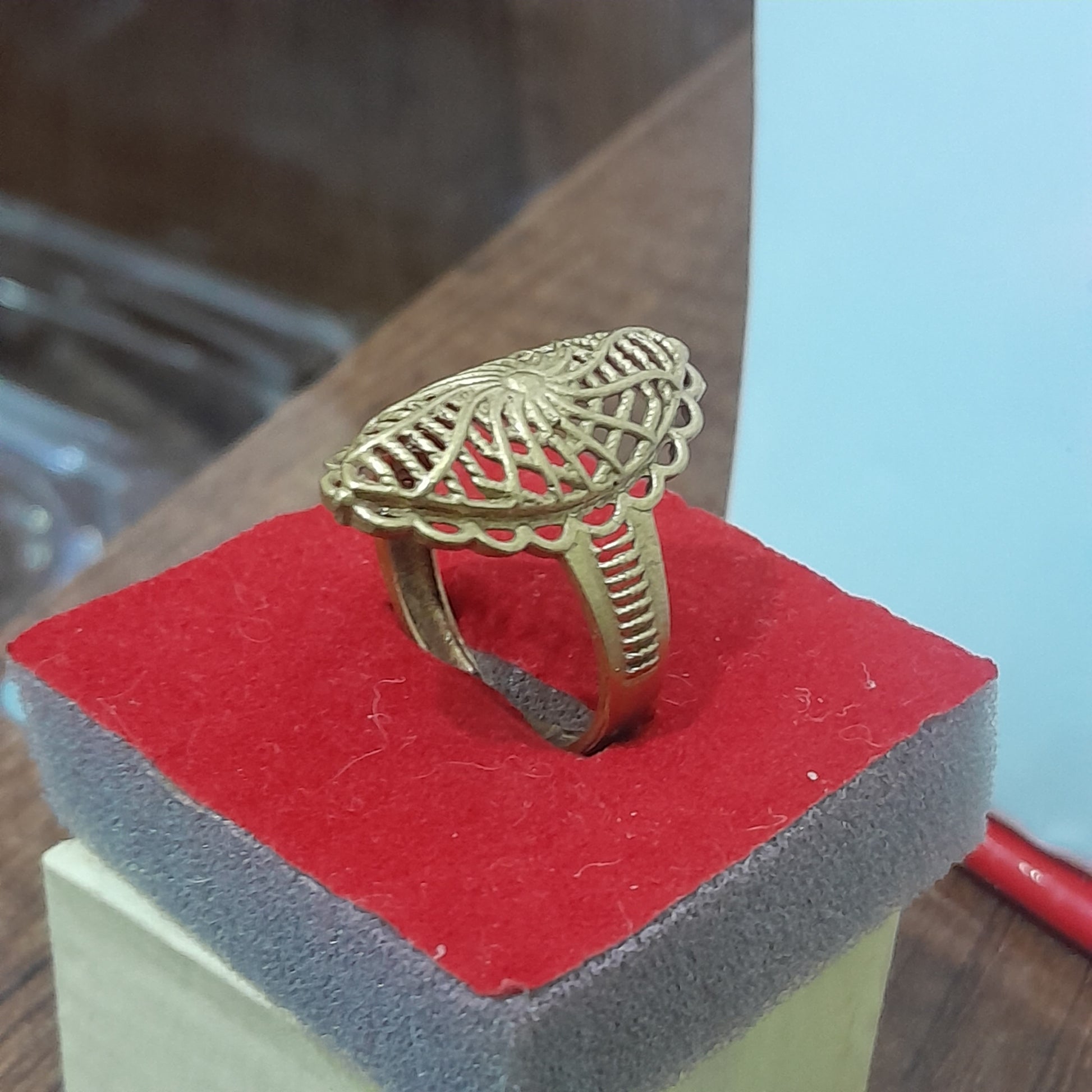 خاتم من نحاس