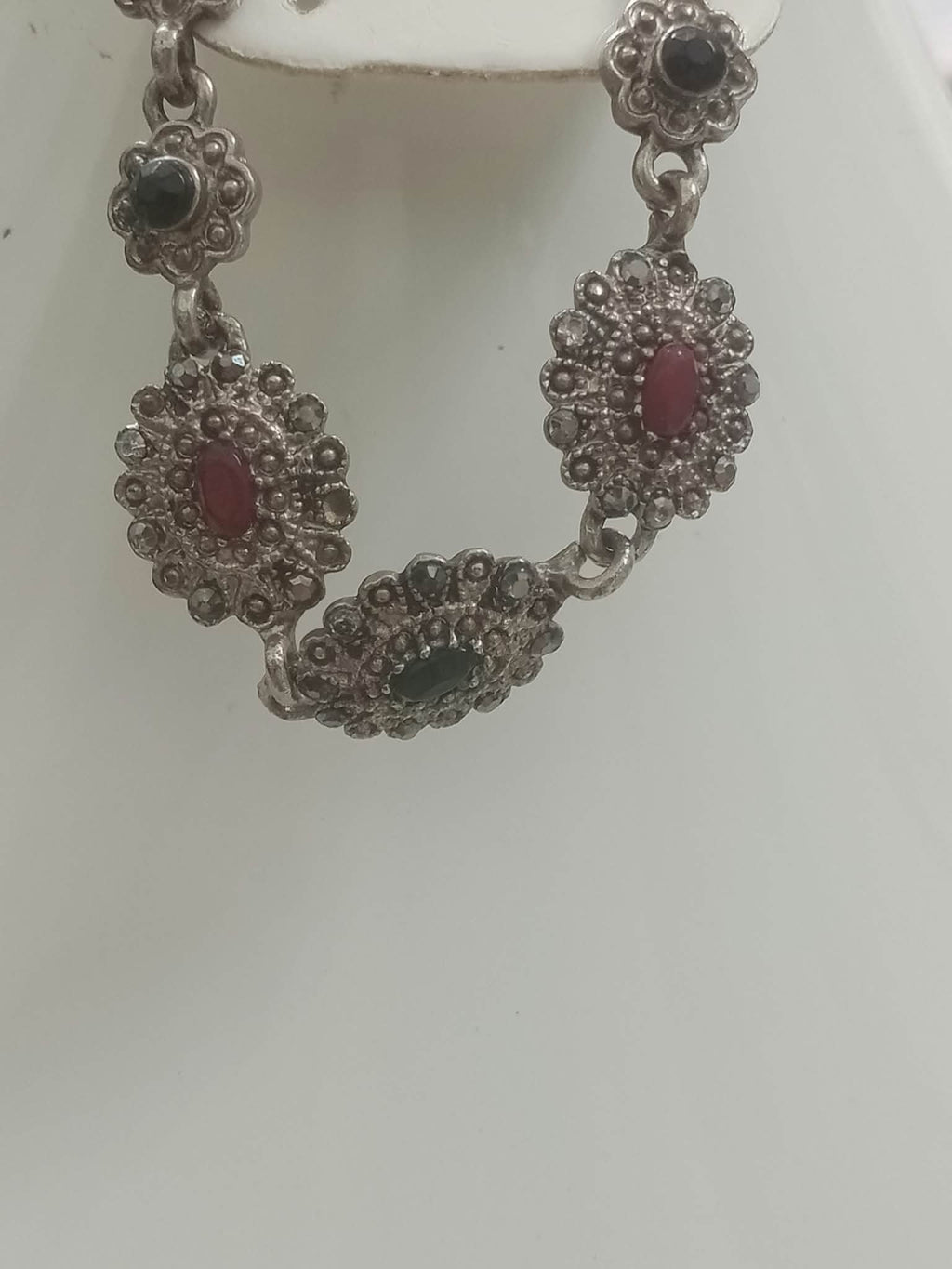 سوار تحفة مطلي بالفضة