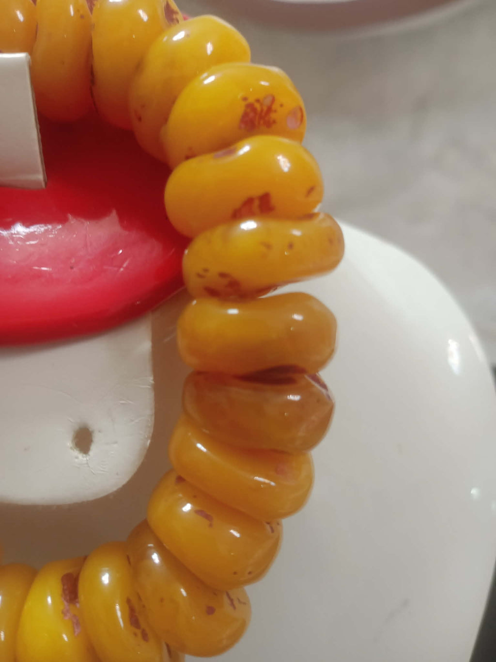 سوار من لبان طبيعي
