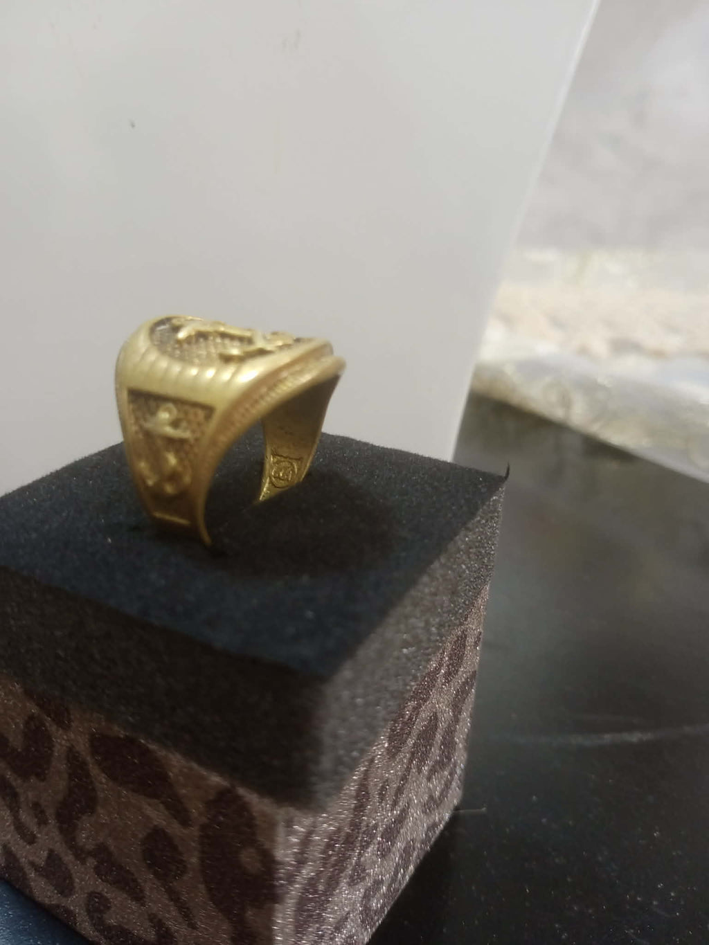 خاتم تحفة من نحاس أصفر حر