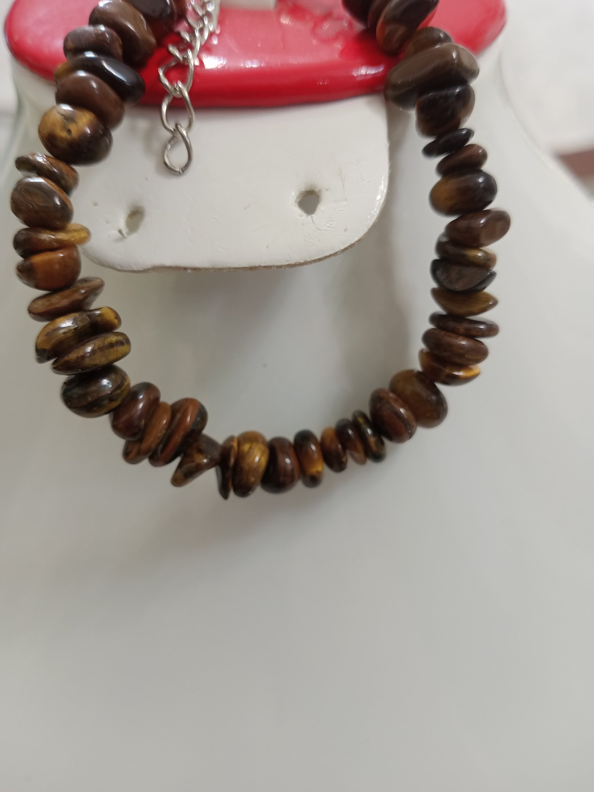 سوار من احجار عين النمر