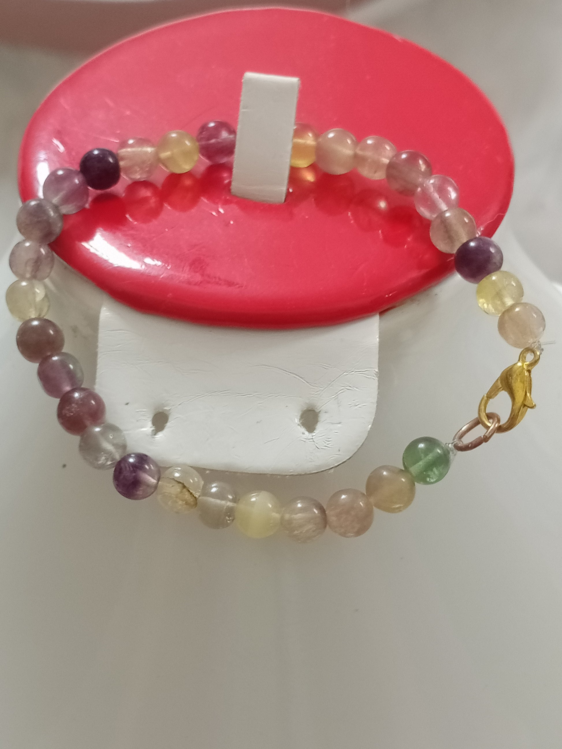 سوار تحفة من احجار طبيعية