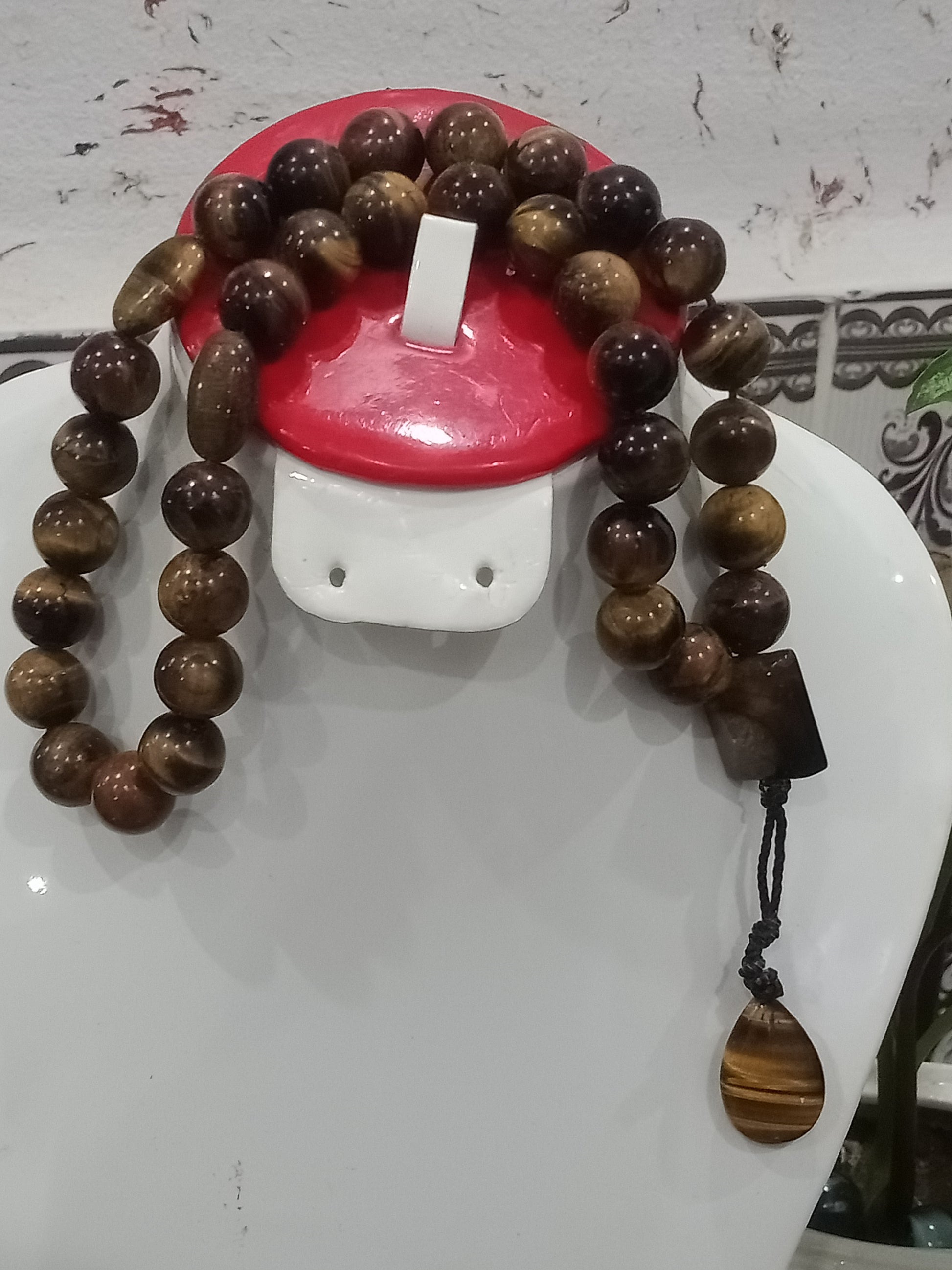 سبحة من احجار عين النمر