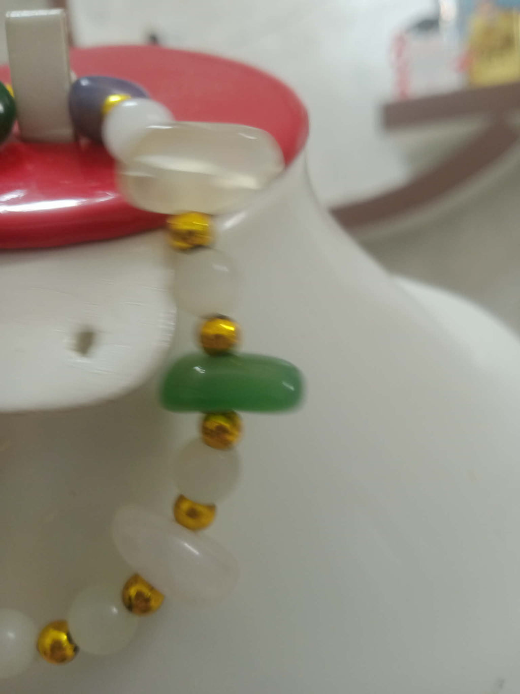 سوار بأحجار طبيعية