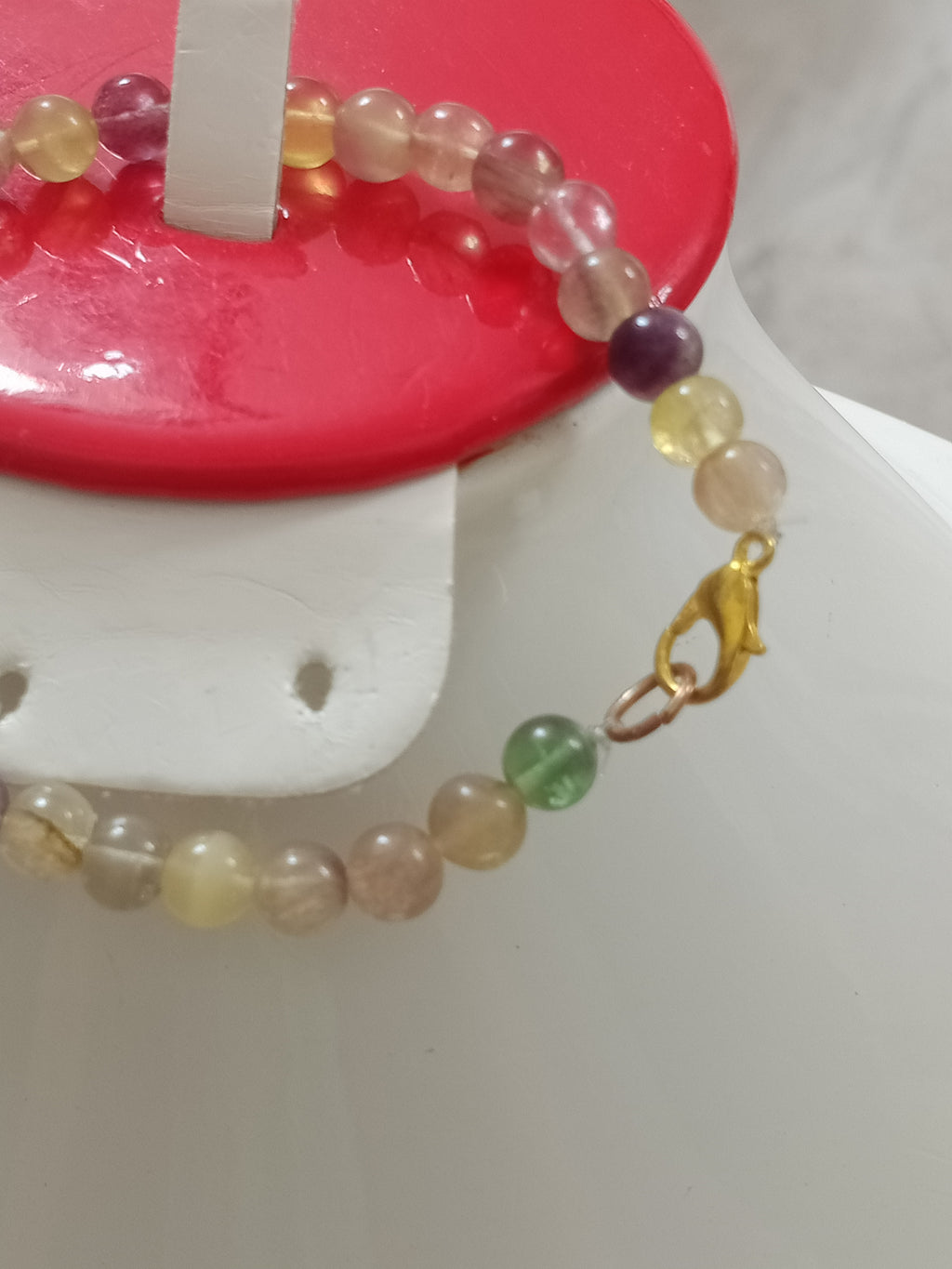 سوار تحفة من احجار طبيعية