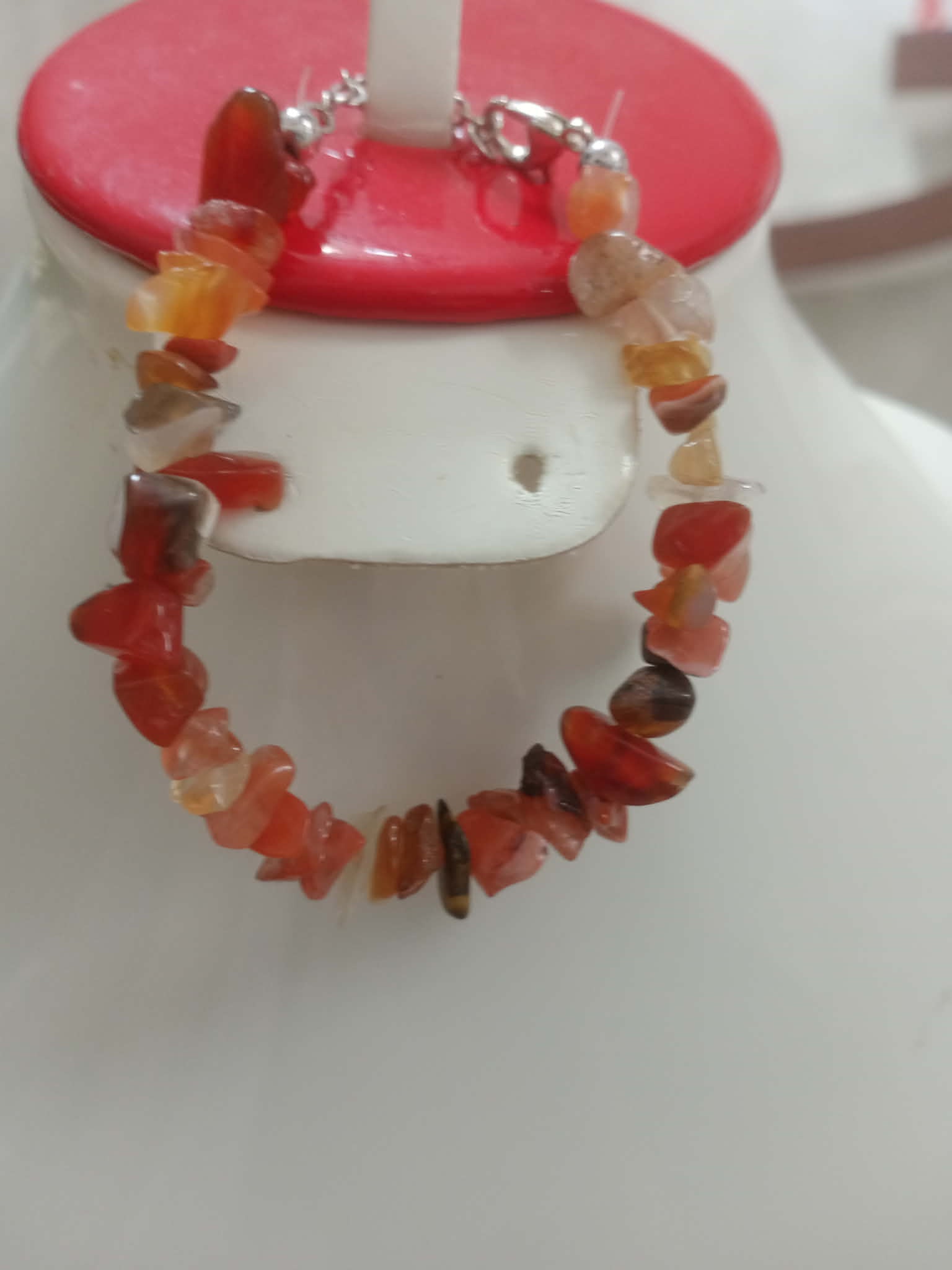 سوار من أحجار عقيق طبيعي