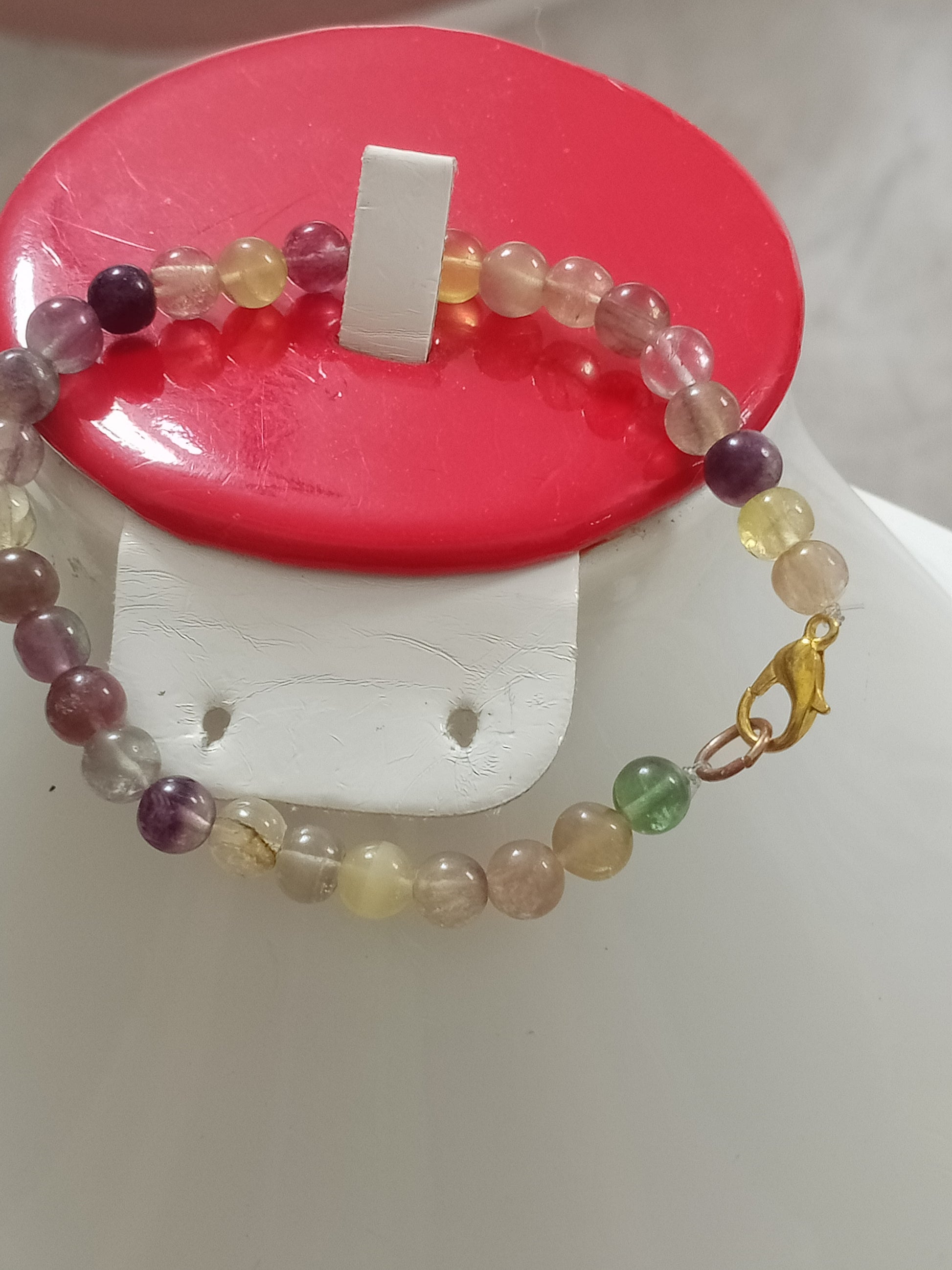 سوار تحفة من احجار طبيعية