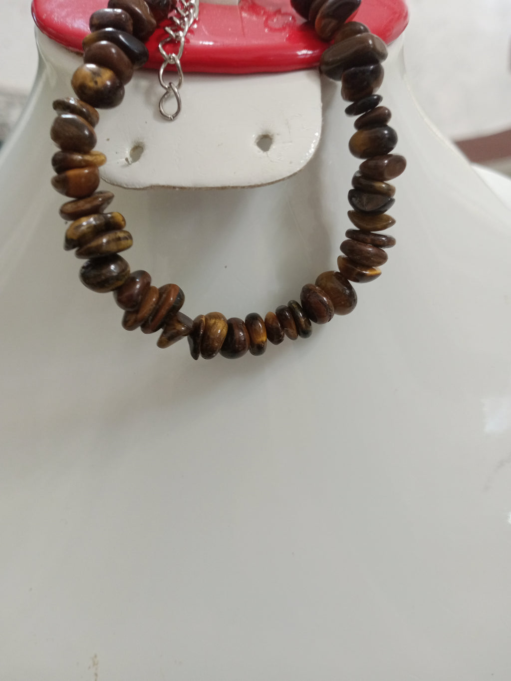 سوار من احجار عين النمر