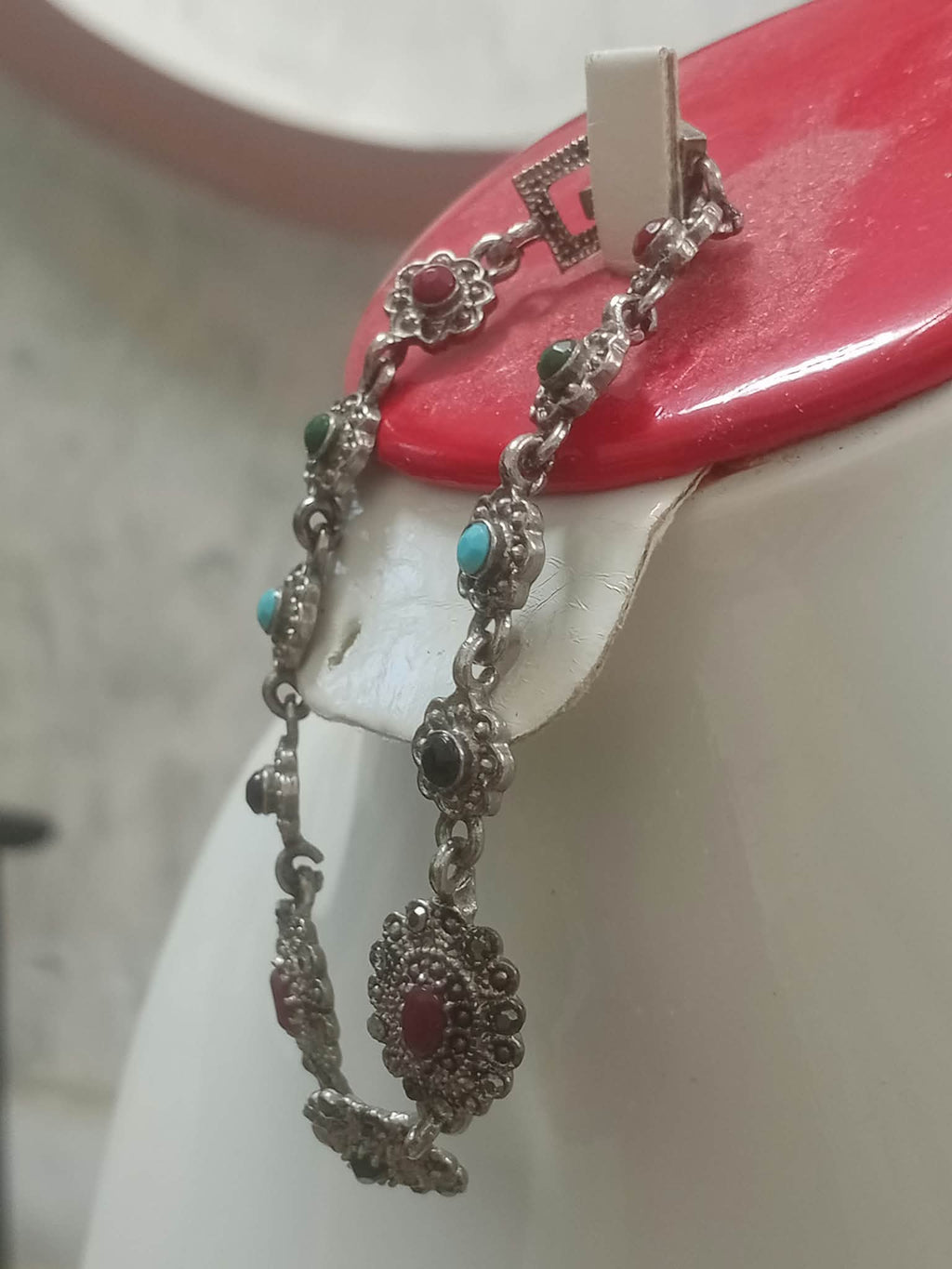سوار تحفة مطلي بالفضة