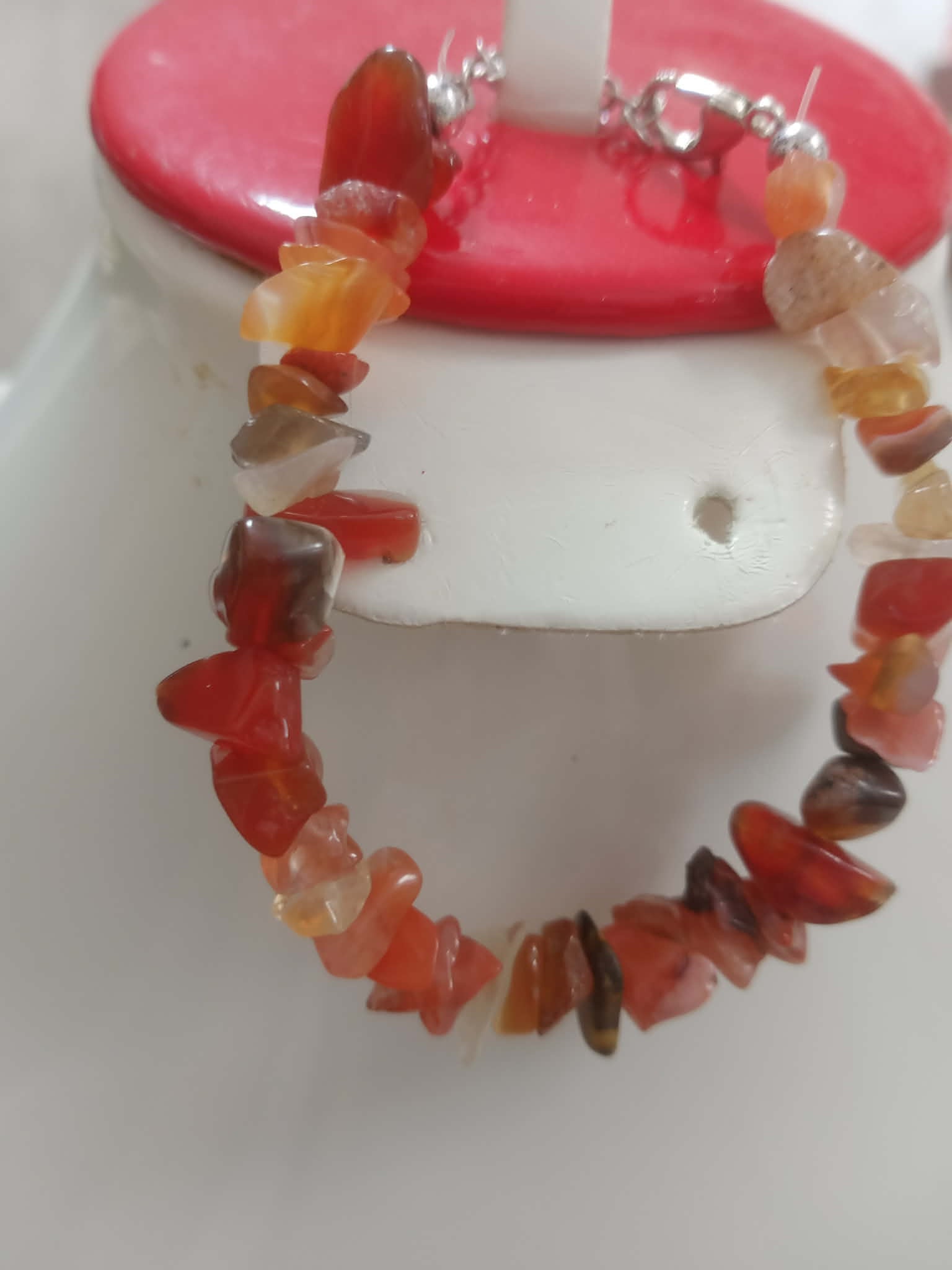 سوار من أحجار عقيق طبيعي