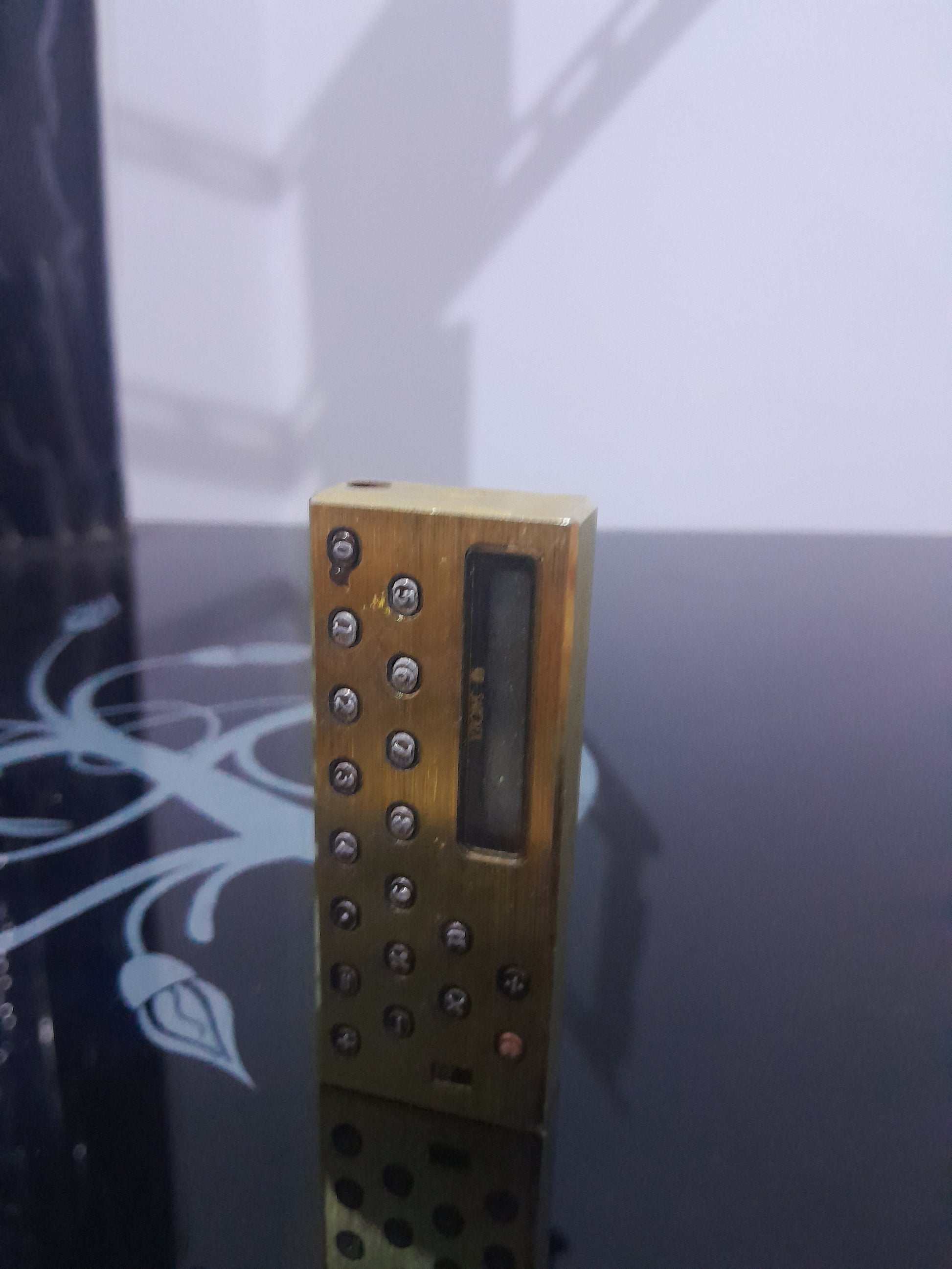 بريكة بلاكي عاطلة