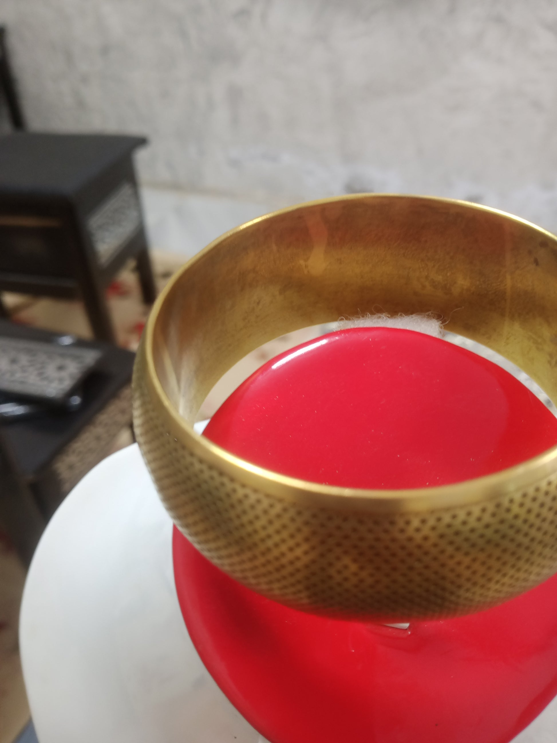 سوار تحفة من نحاس اصفر حر قطره 7 سم