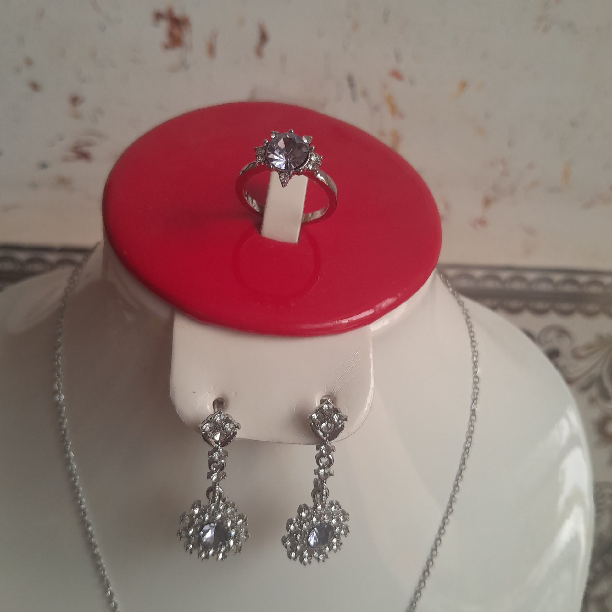 طقم مطلي بالفضة