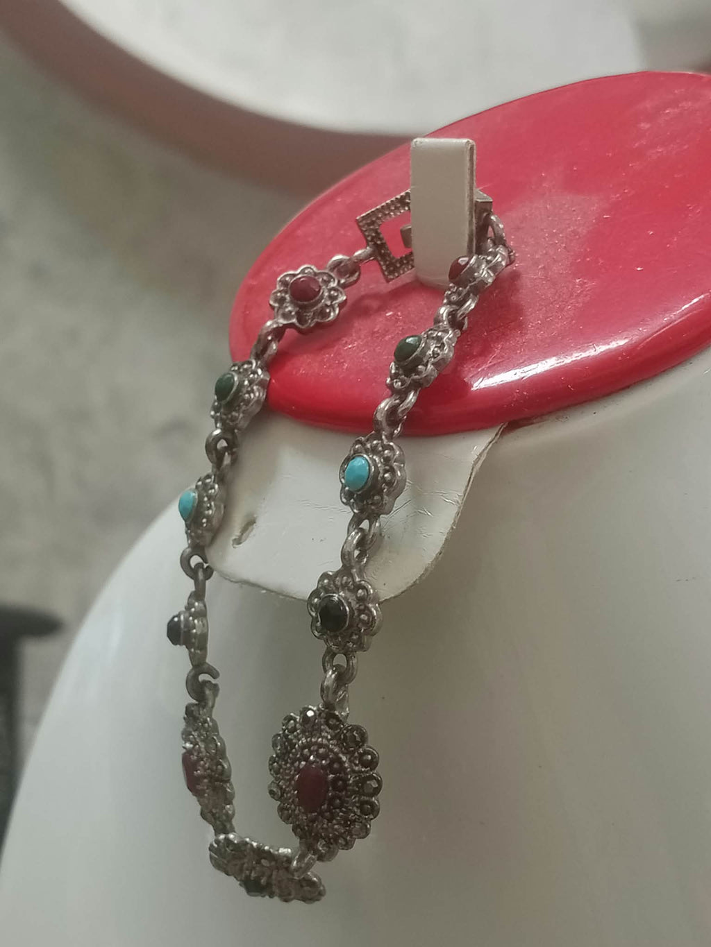 سوار تحفة مطلي بالفضة