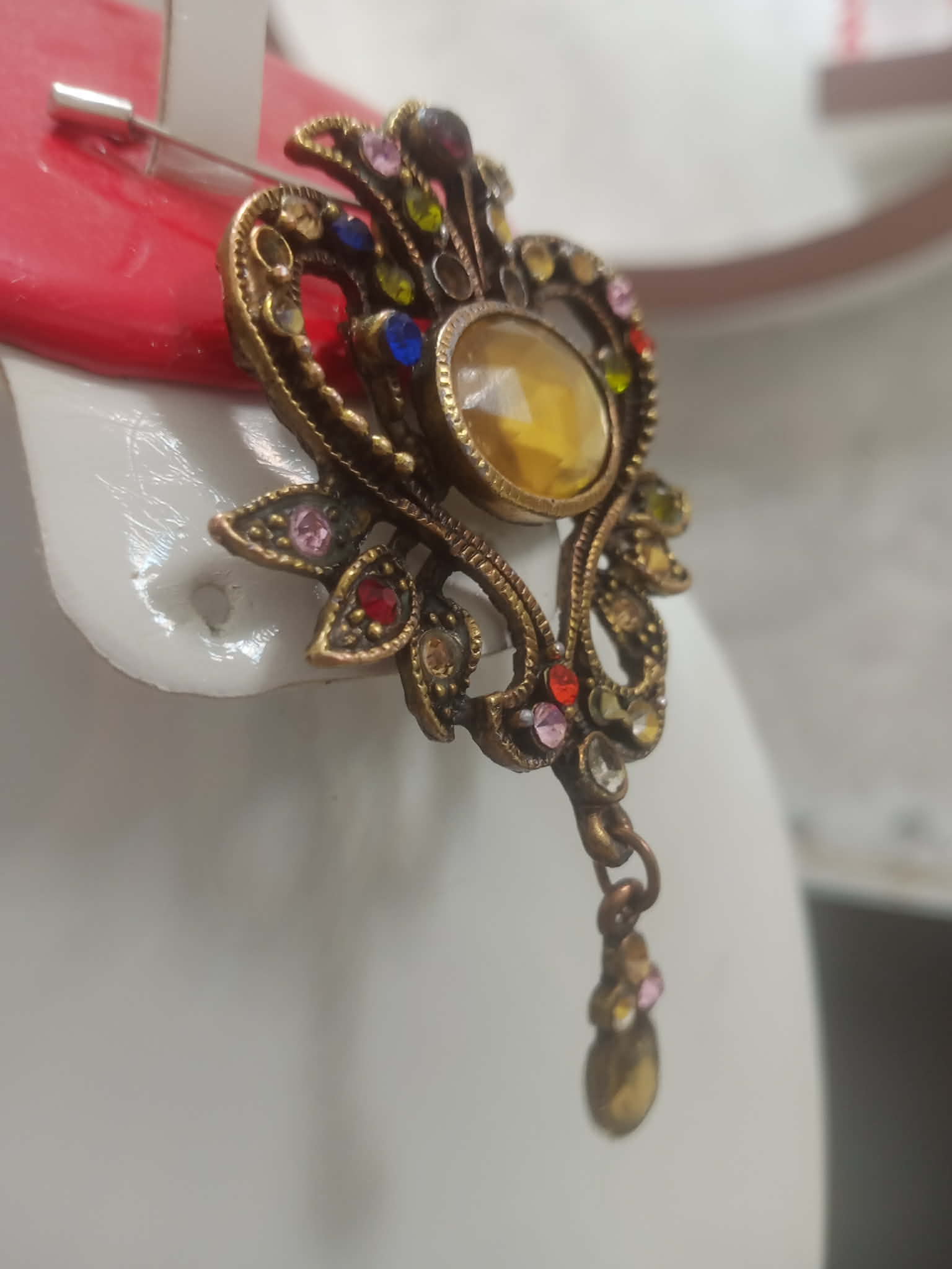 قلادة من برونز