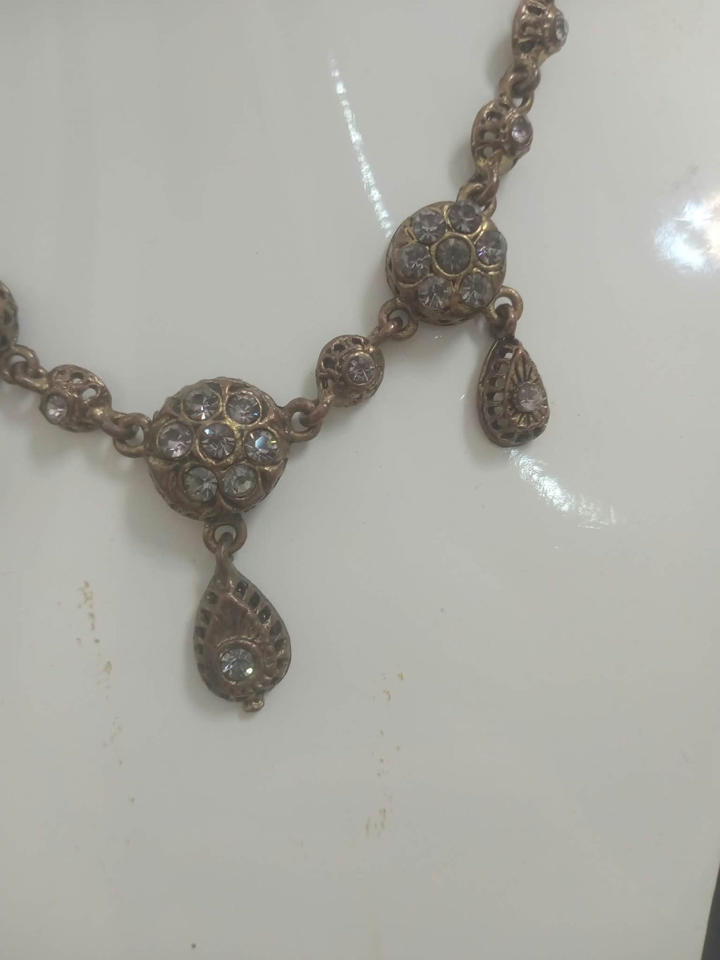 زروف قديم من برونز