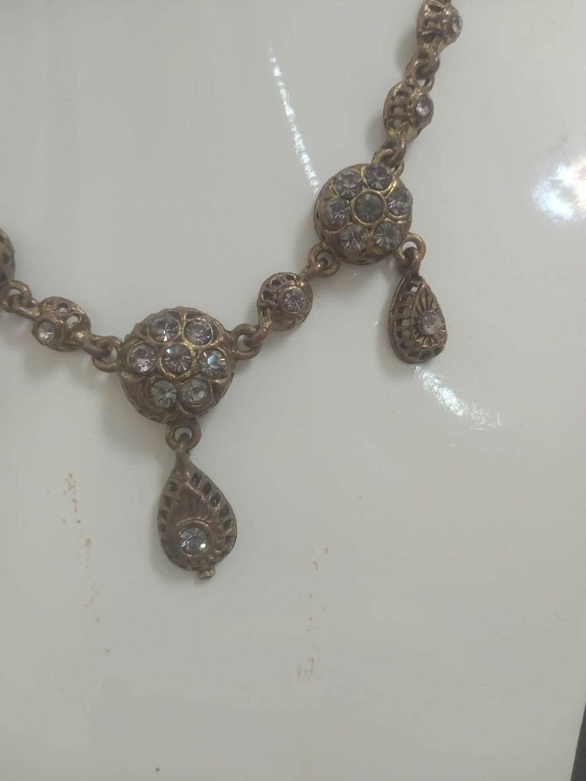 زروف قديم من برونز