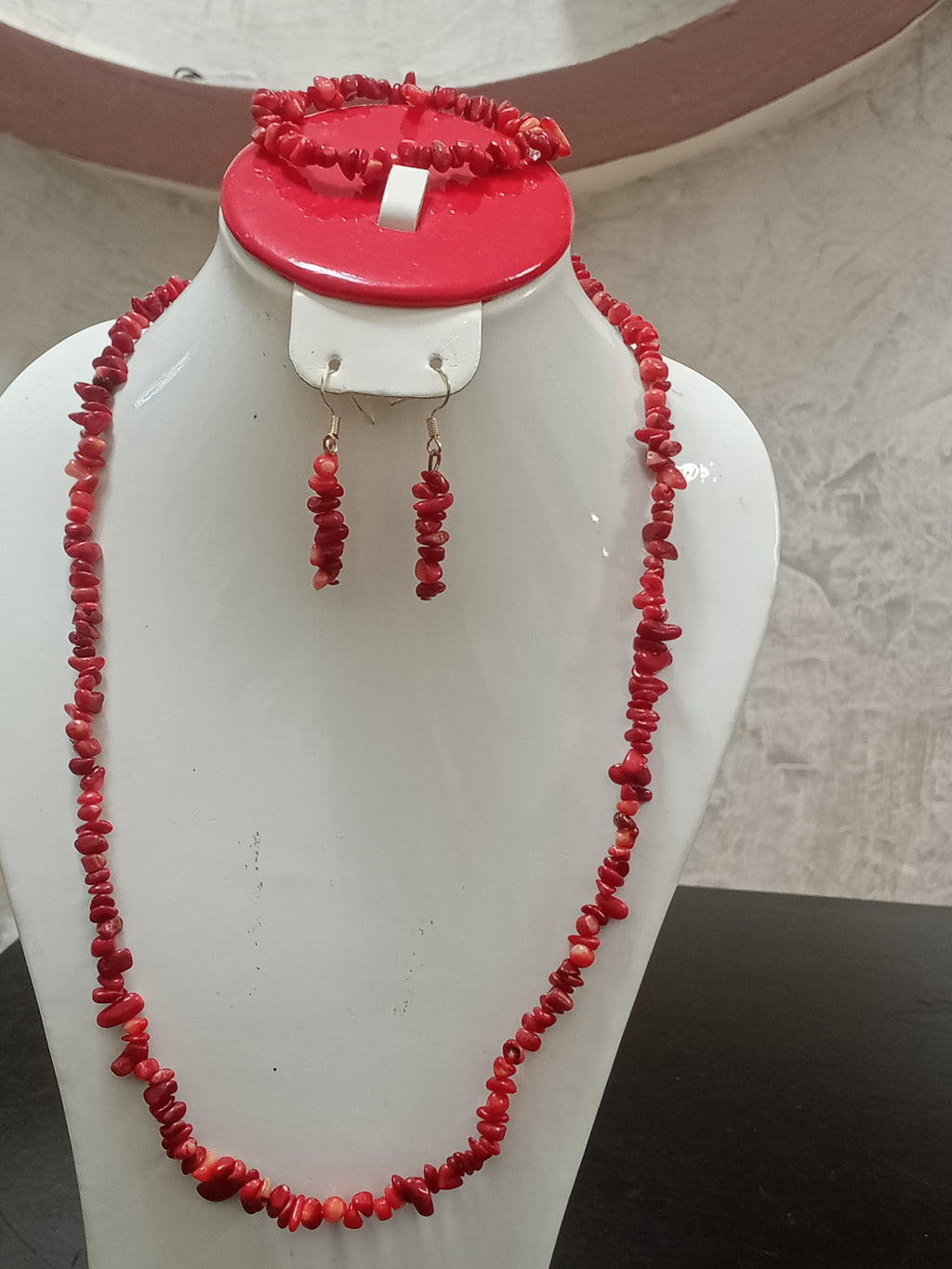 طقم من مرجان طبيعي