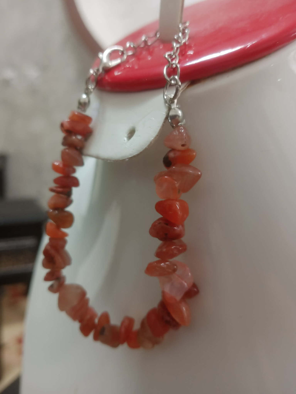 سوار من أحجار عقيق طبيعي