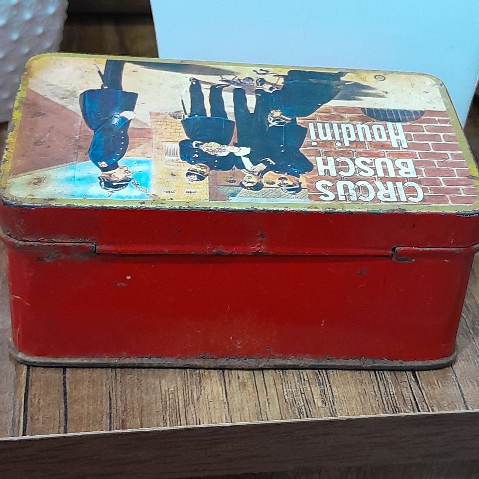 Boîte à bonbons publicitaire pour le cirque houdini busch