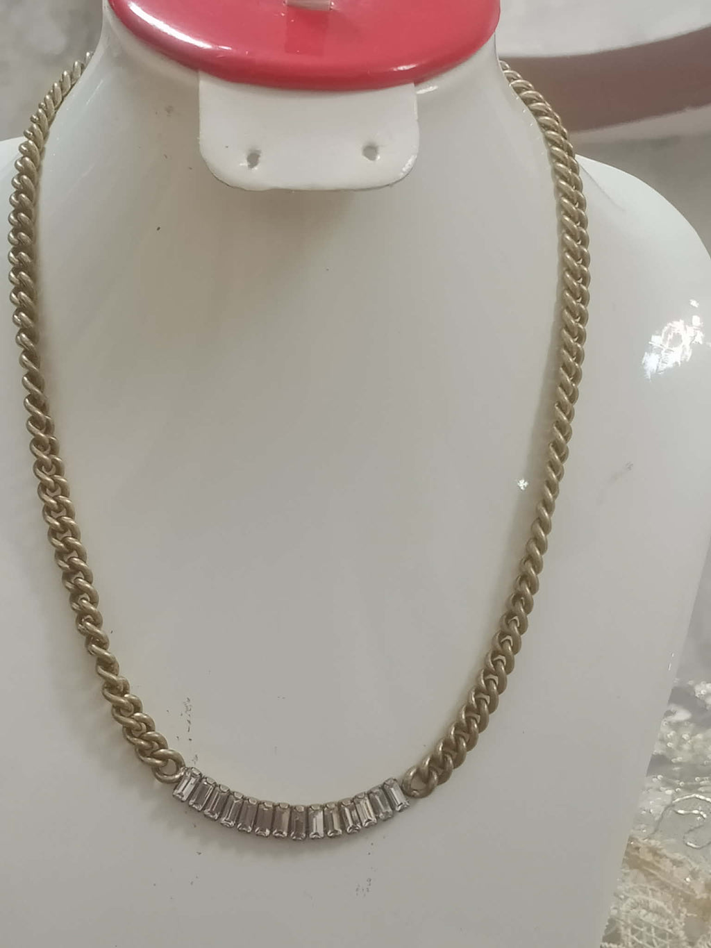 سلسلة تحفة من نحاس أصفر حر