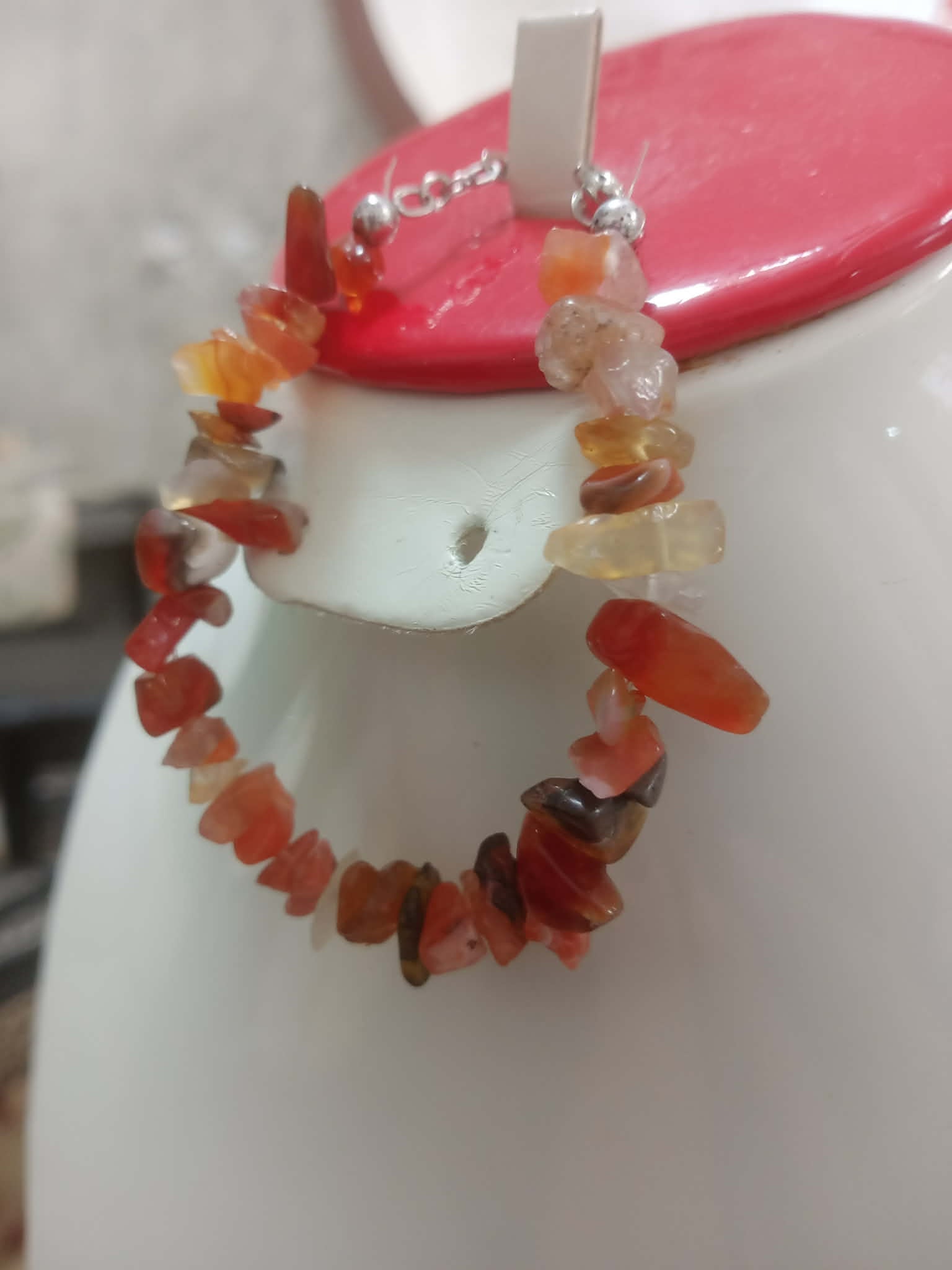 سوار من أحجار عقيق طبيعي