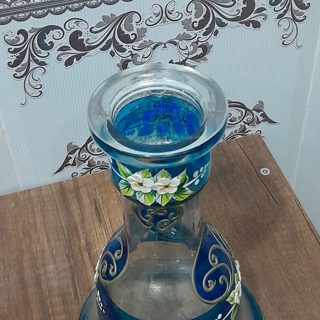 زجاجة شيشة قديمة