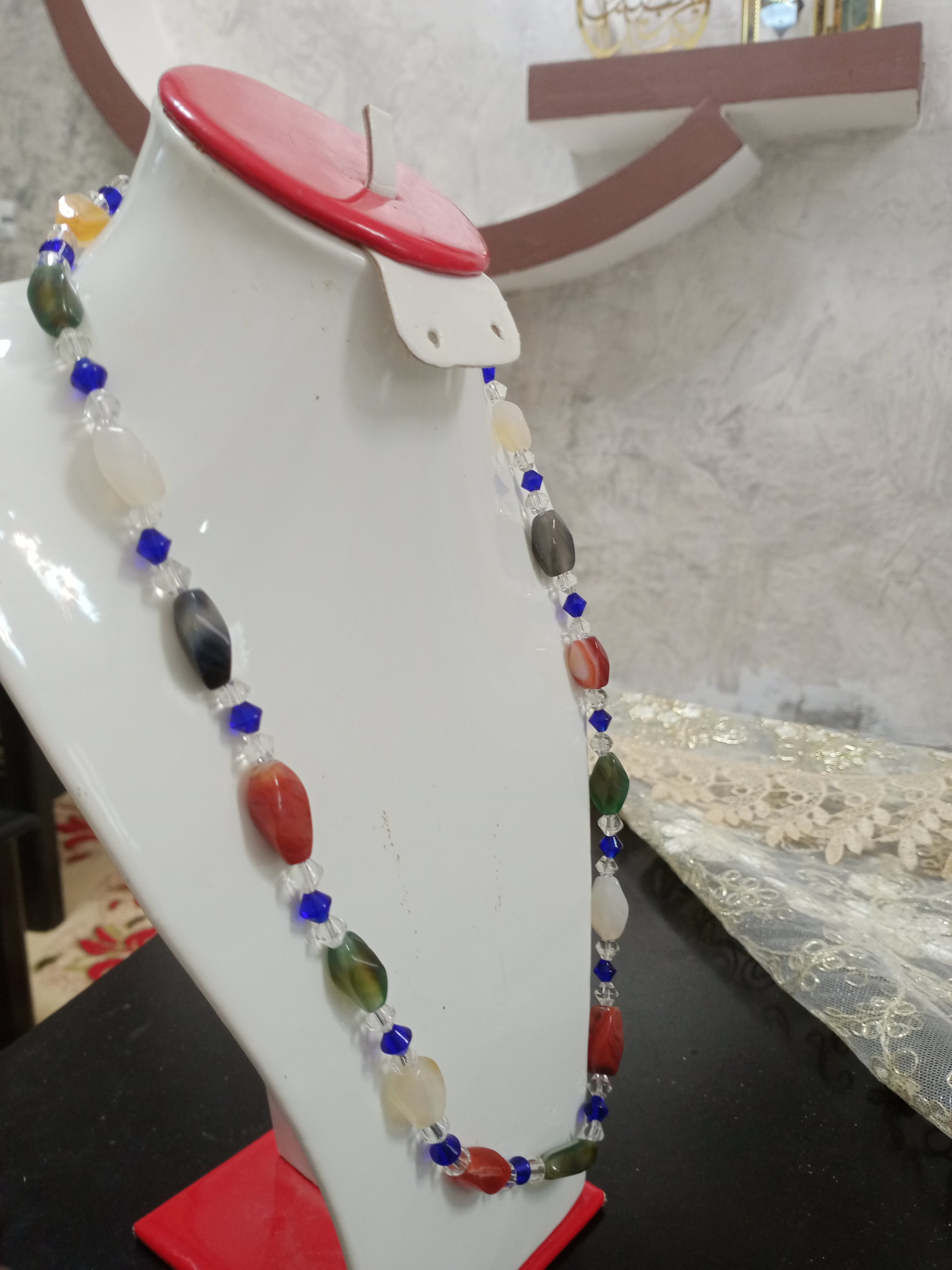 عقد جميل من احجار عقيق طبيعي