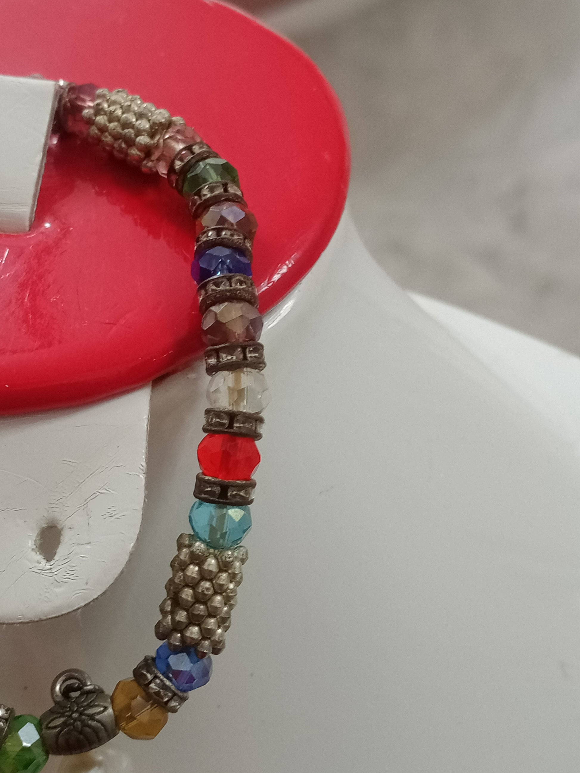سوار تحفة من كريستال ولؤلؤ طبيعي
