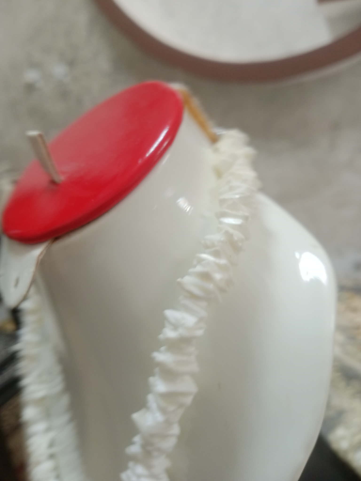 عقد من صدف بحري طبيعي
