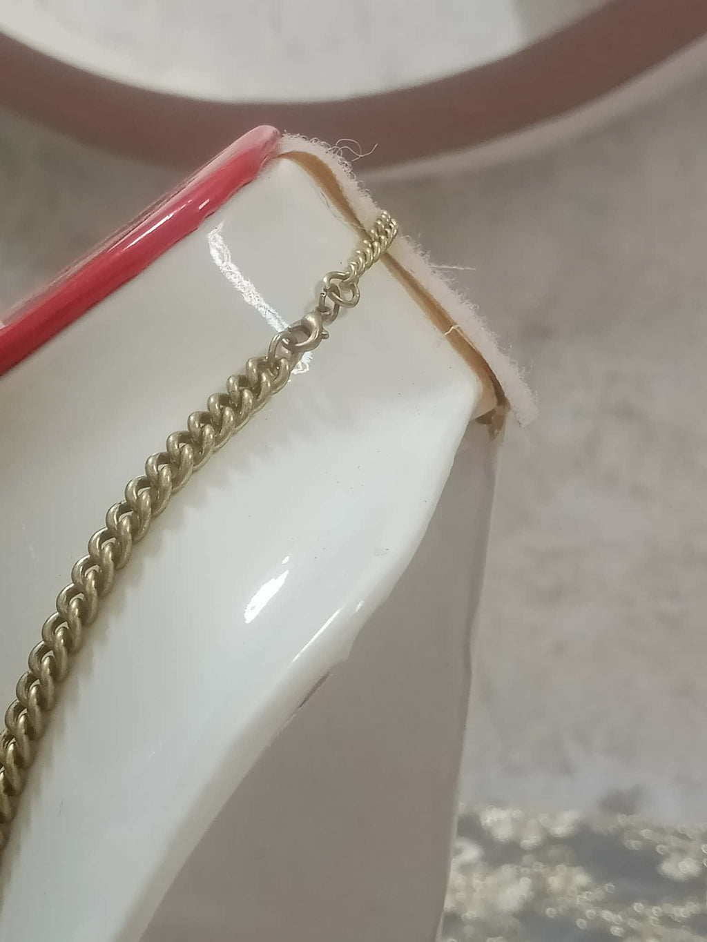 سلسلة تحفة من نحاس أصفر حر