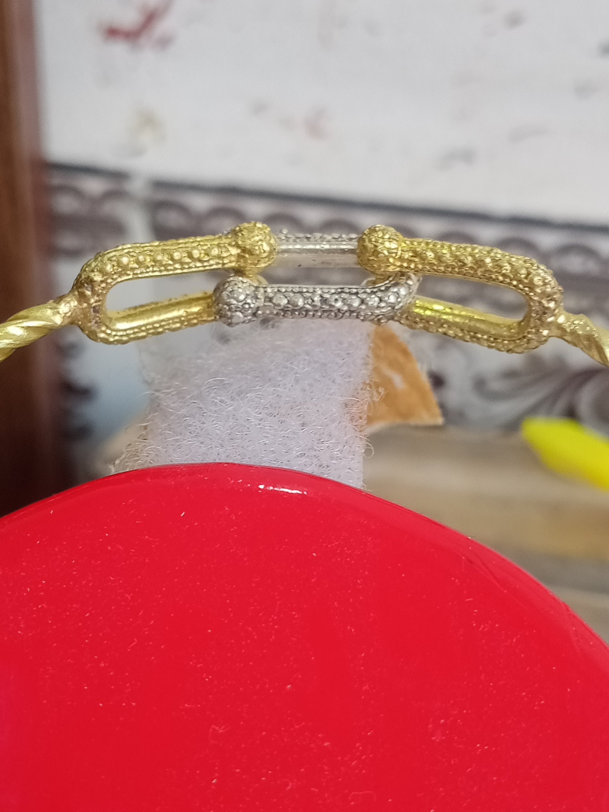 سوار تحفة من نحاس