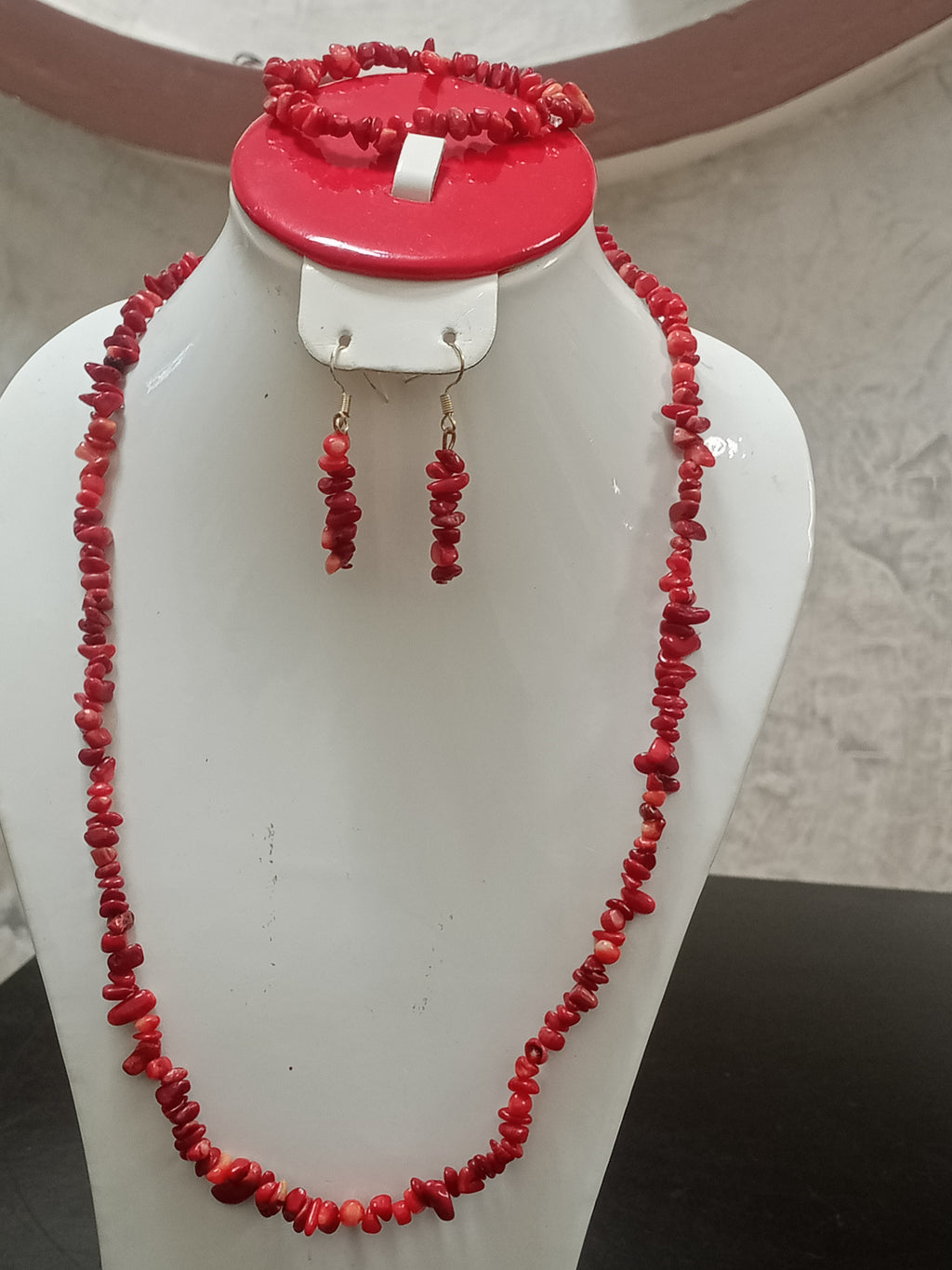 طقم من مرجان طبيعي