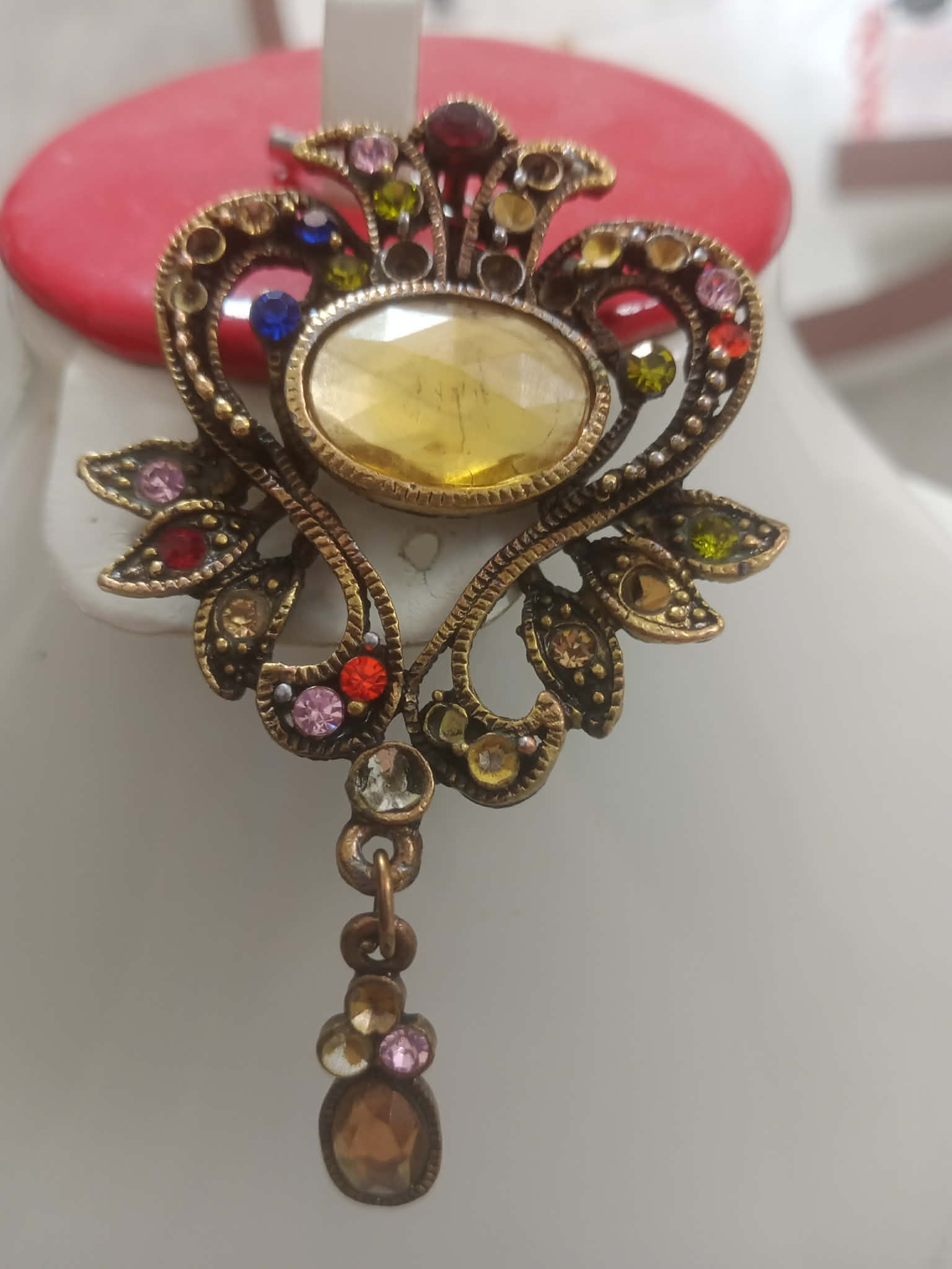 قلادة من برونز