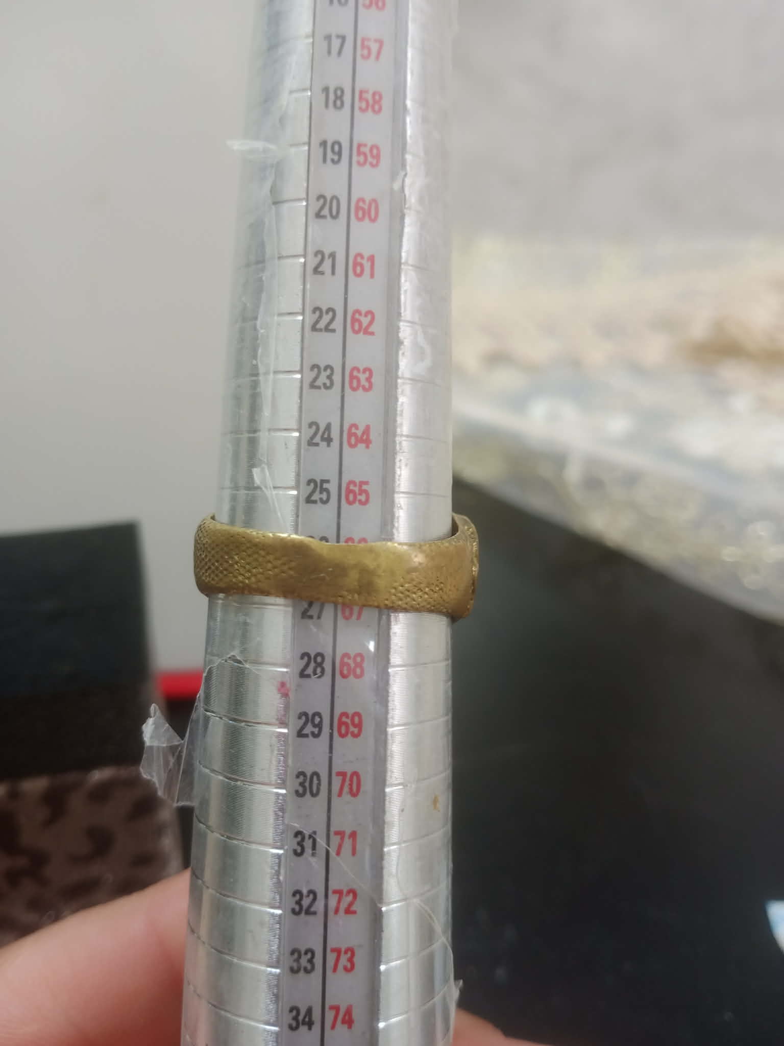 خاتم قديم من نحاس أصفر حر
