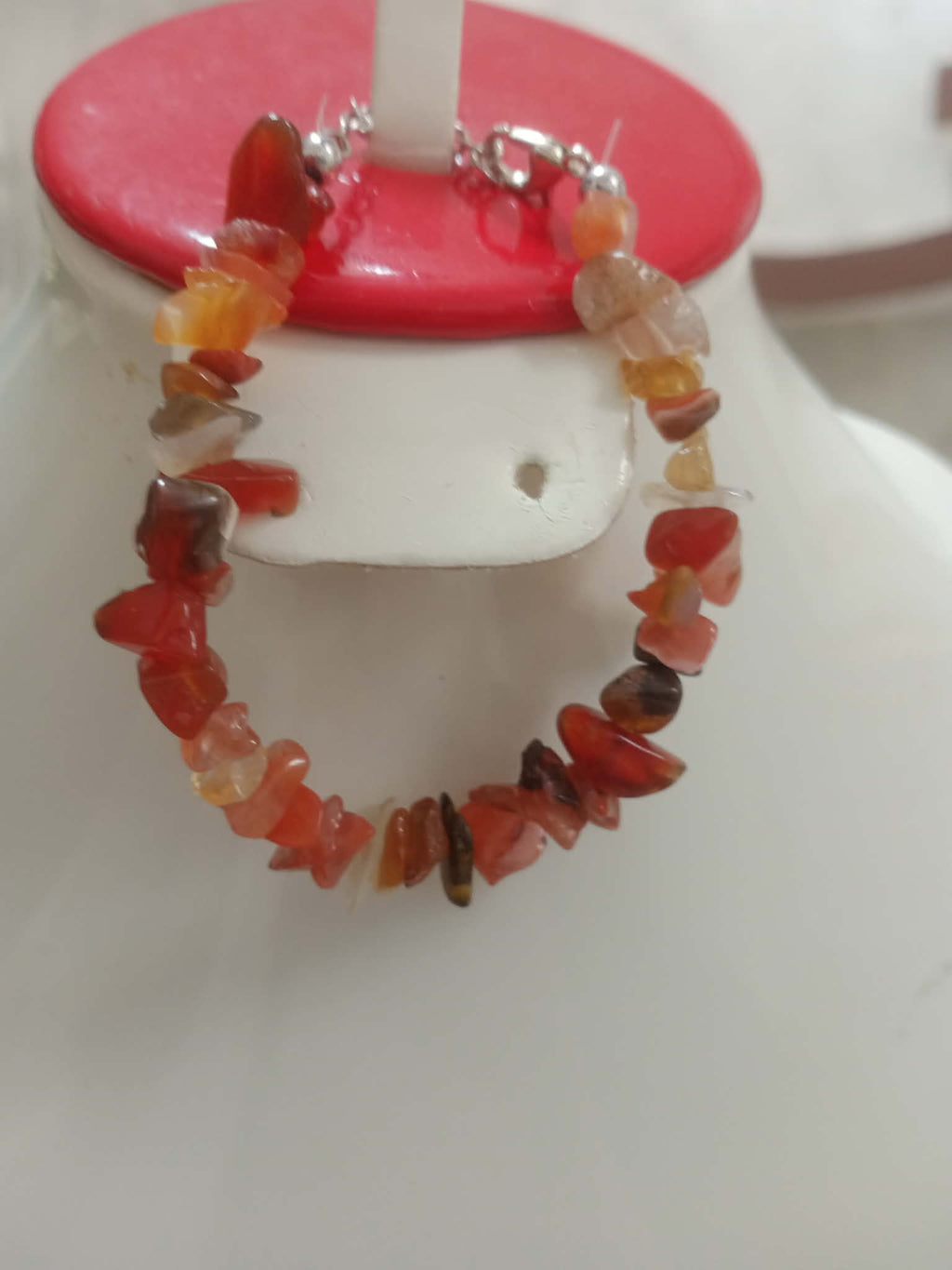 سوار من أحجار عقيق طبيعي