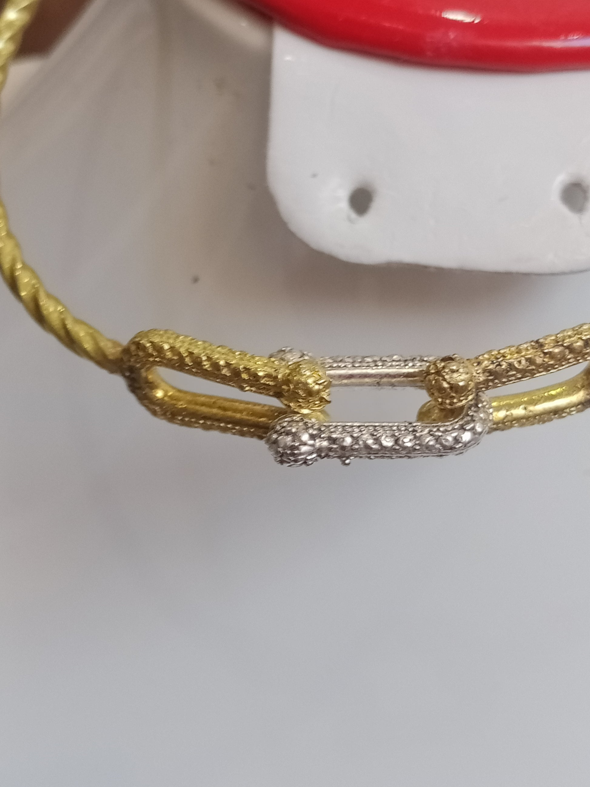 سوار تحفة من نحاس