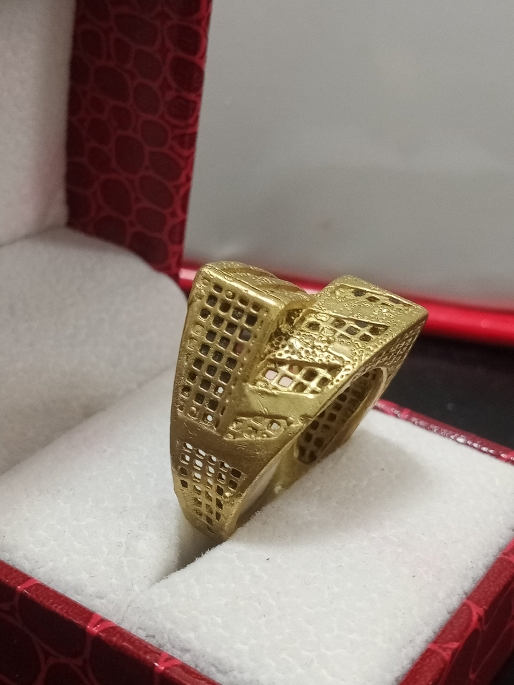 خاتم من نحاس اصفر حر