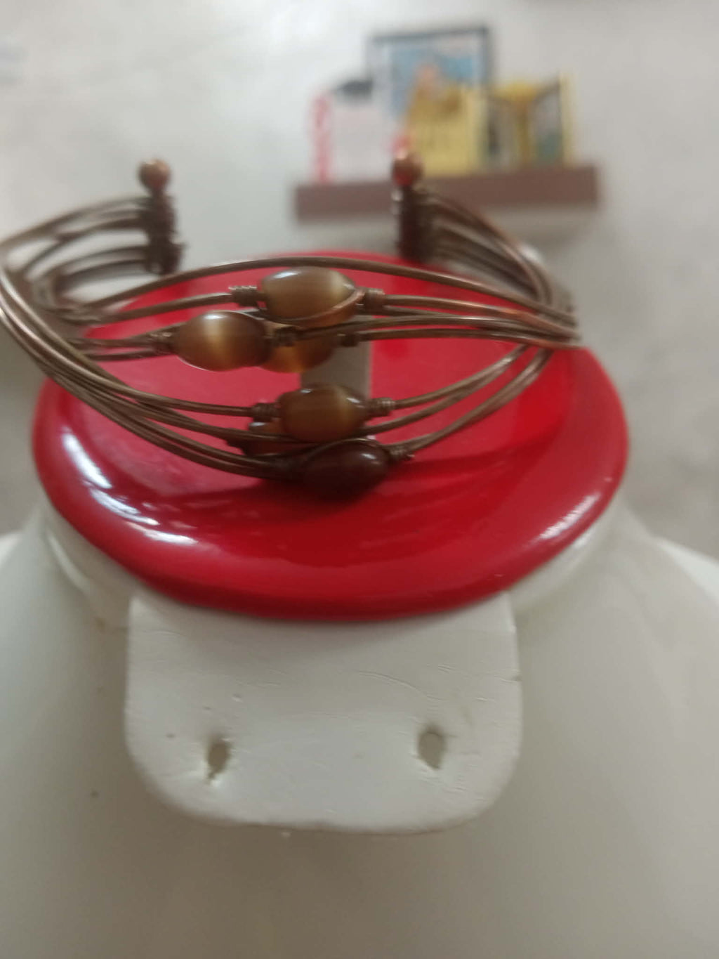سوار تحفة بأحجار عين الهر