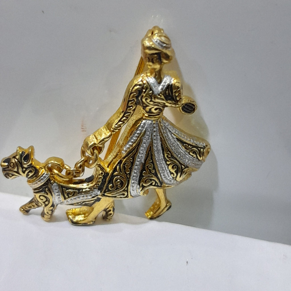 بروش بلاكي فرنسي