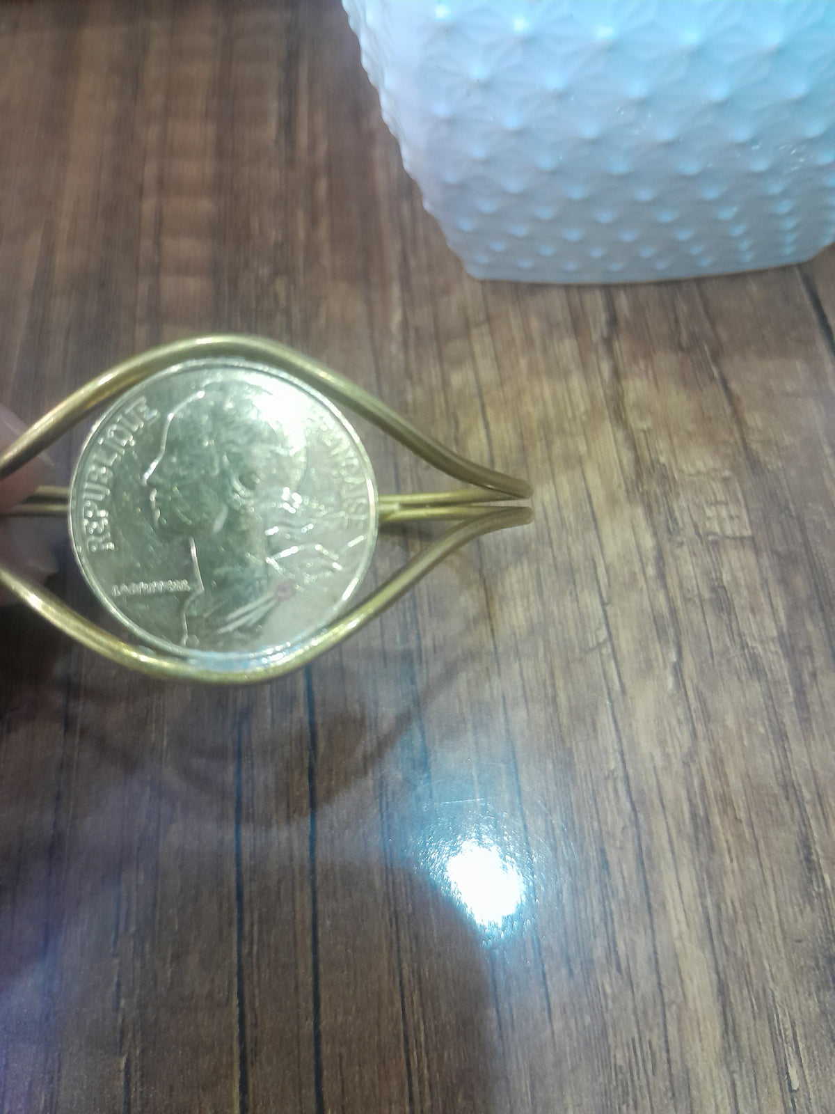 سوار تحفة من نحاس أصفر