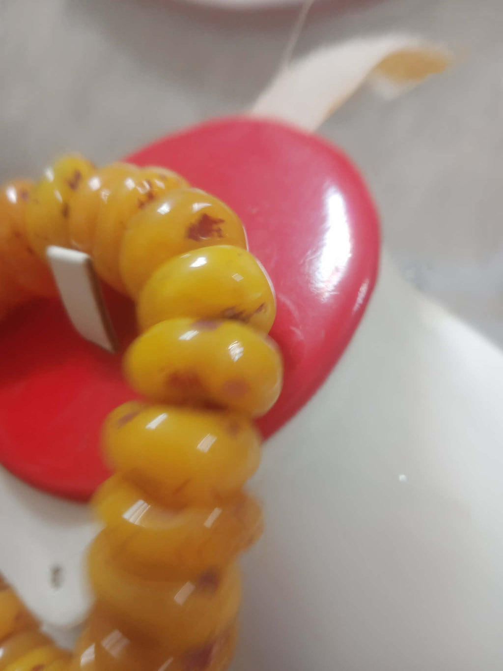 سوار من لبان طبيعي