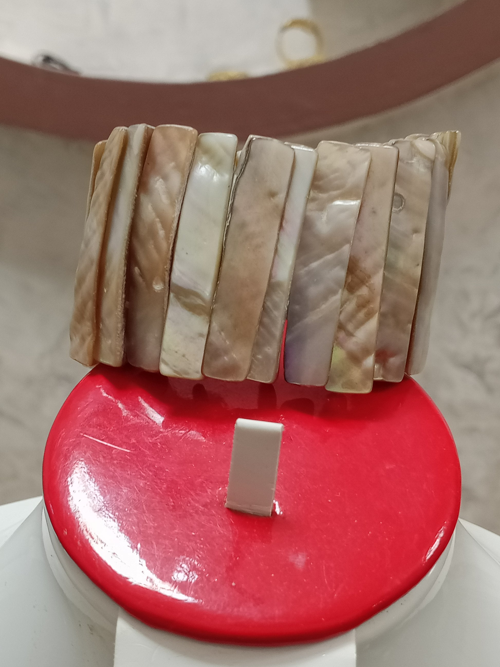 سوار تحفة من صدف بحري
