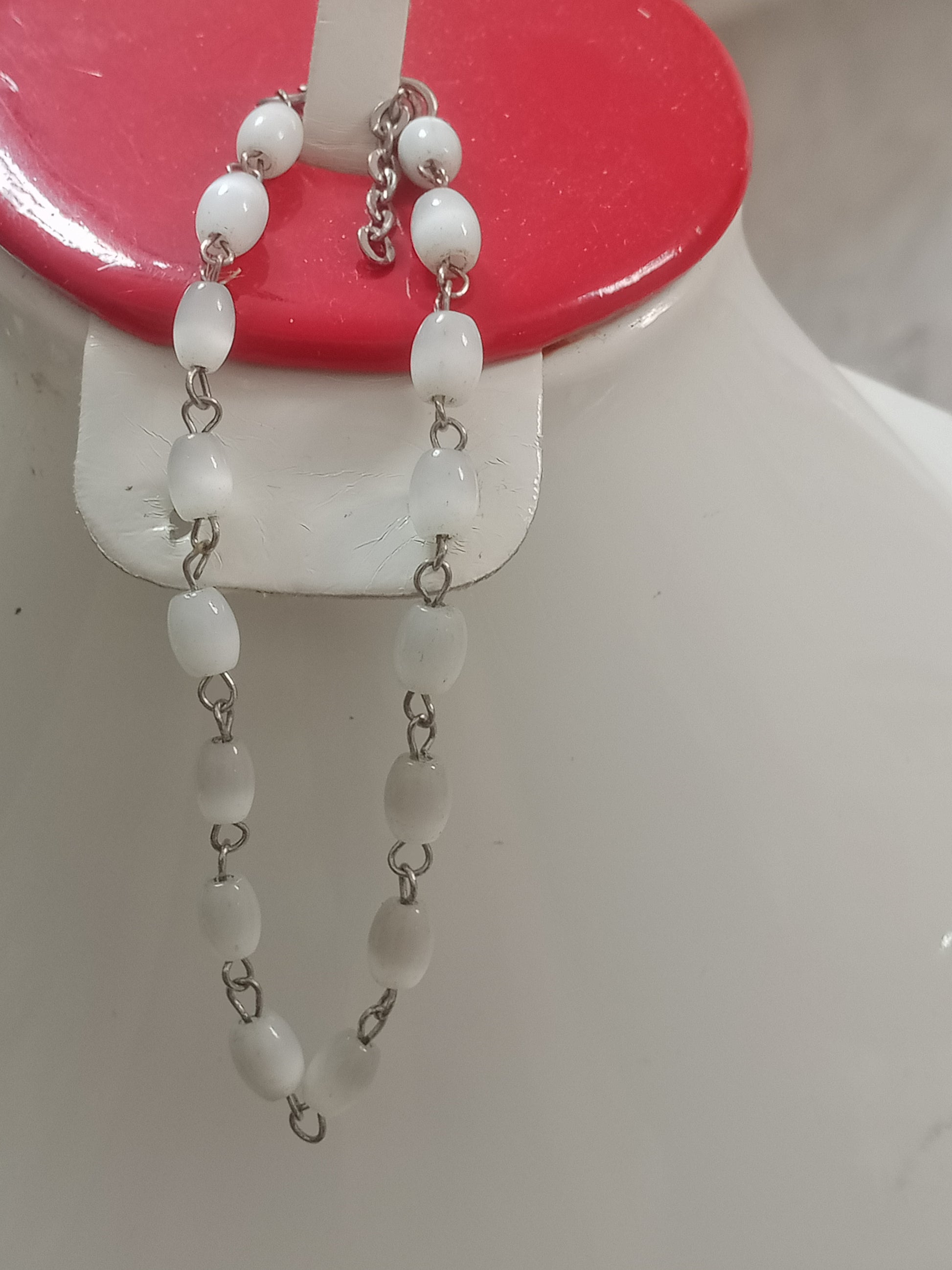 سوار بأحجار عين الهر