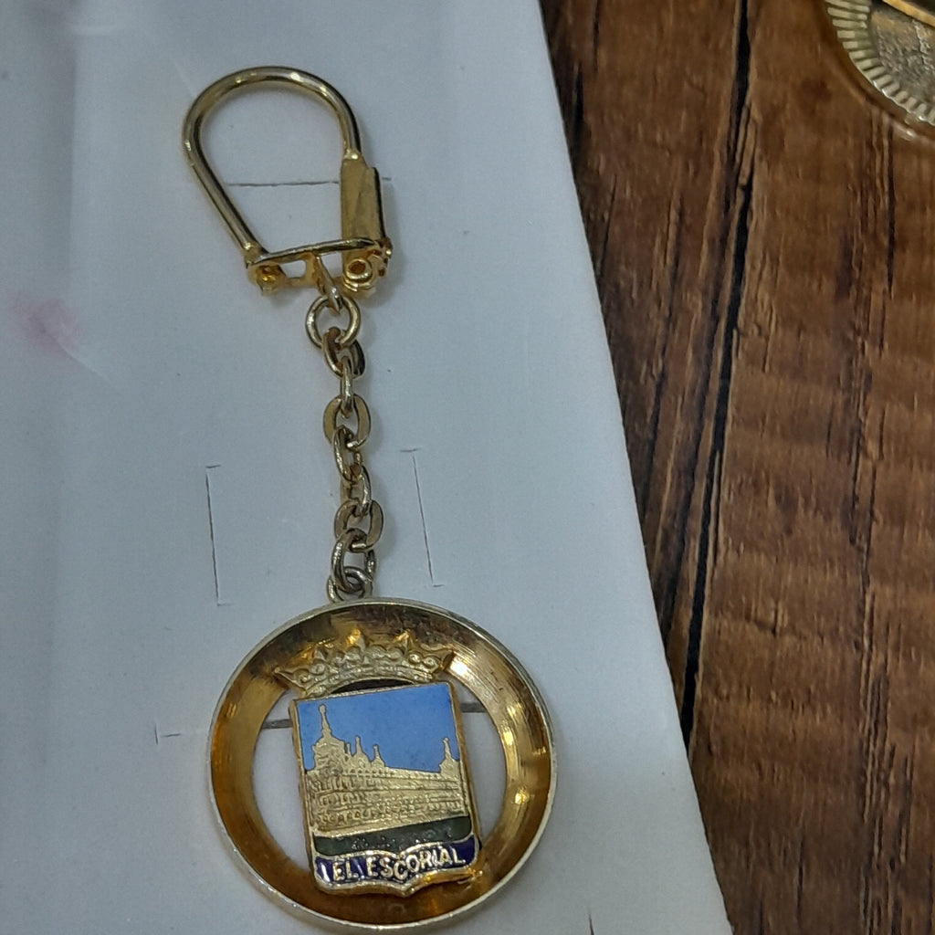 حامل مفاتيح من بلاكي