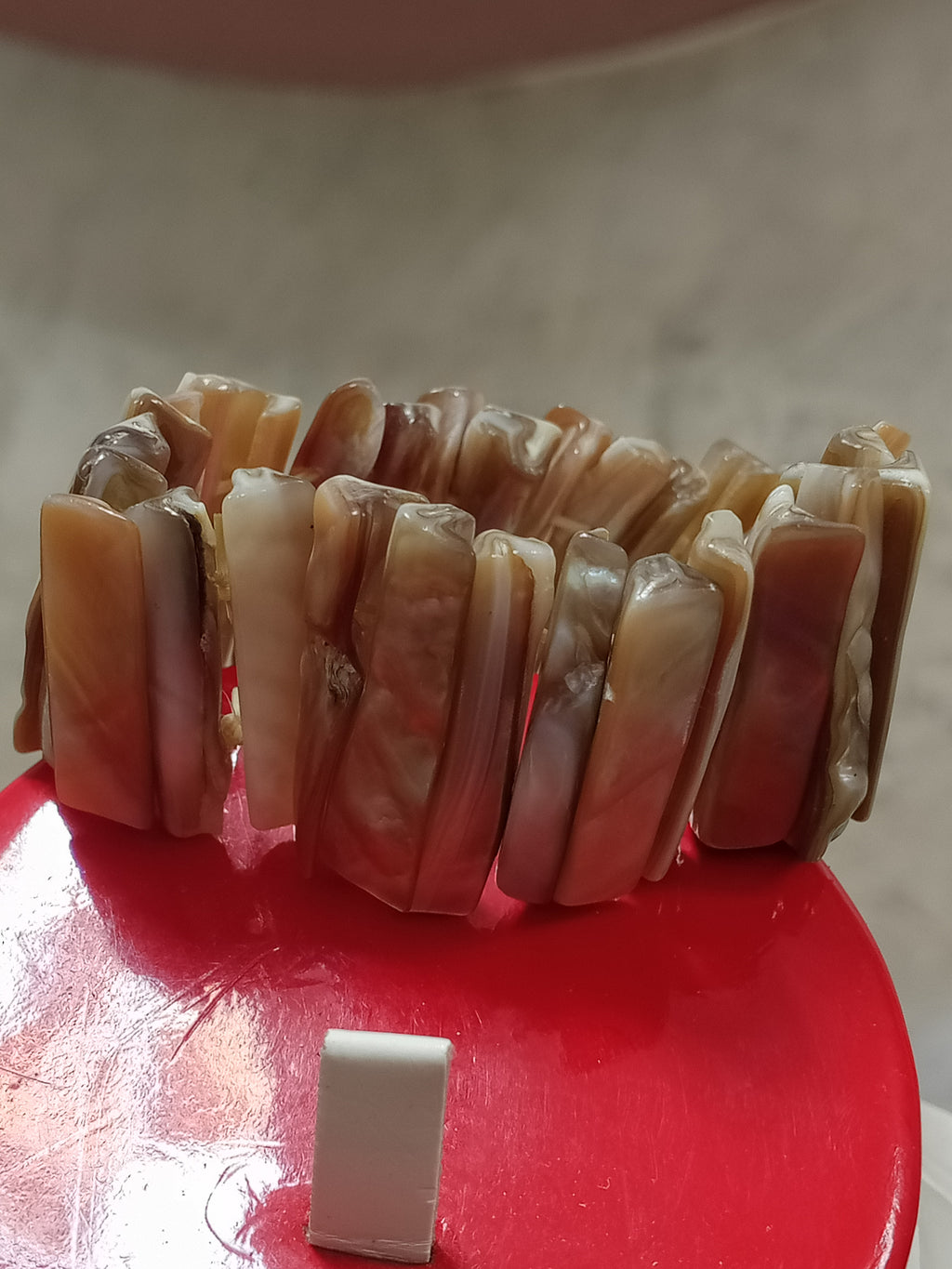 سوار من صدف طبيعي