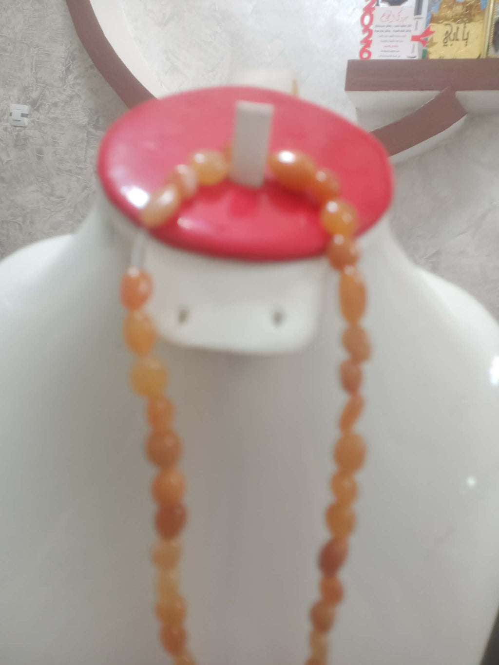 خيط من أحجار عقيق طبيعي