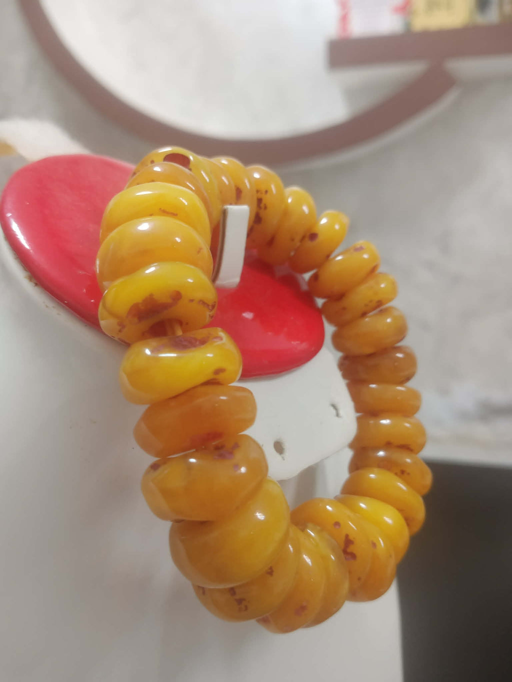 سوار من لبان طبيعي