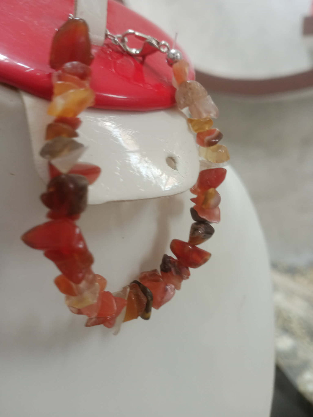 سوار من أحجار عقيق طبيعي